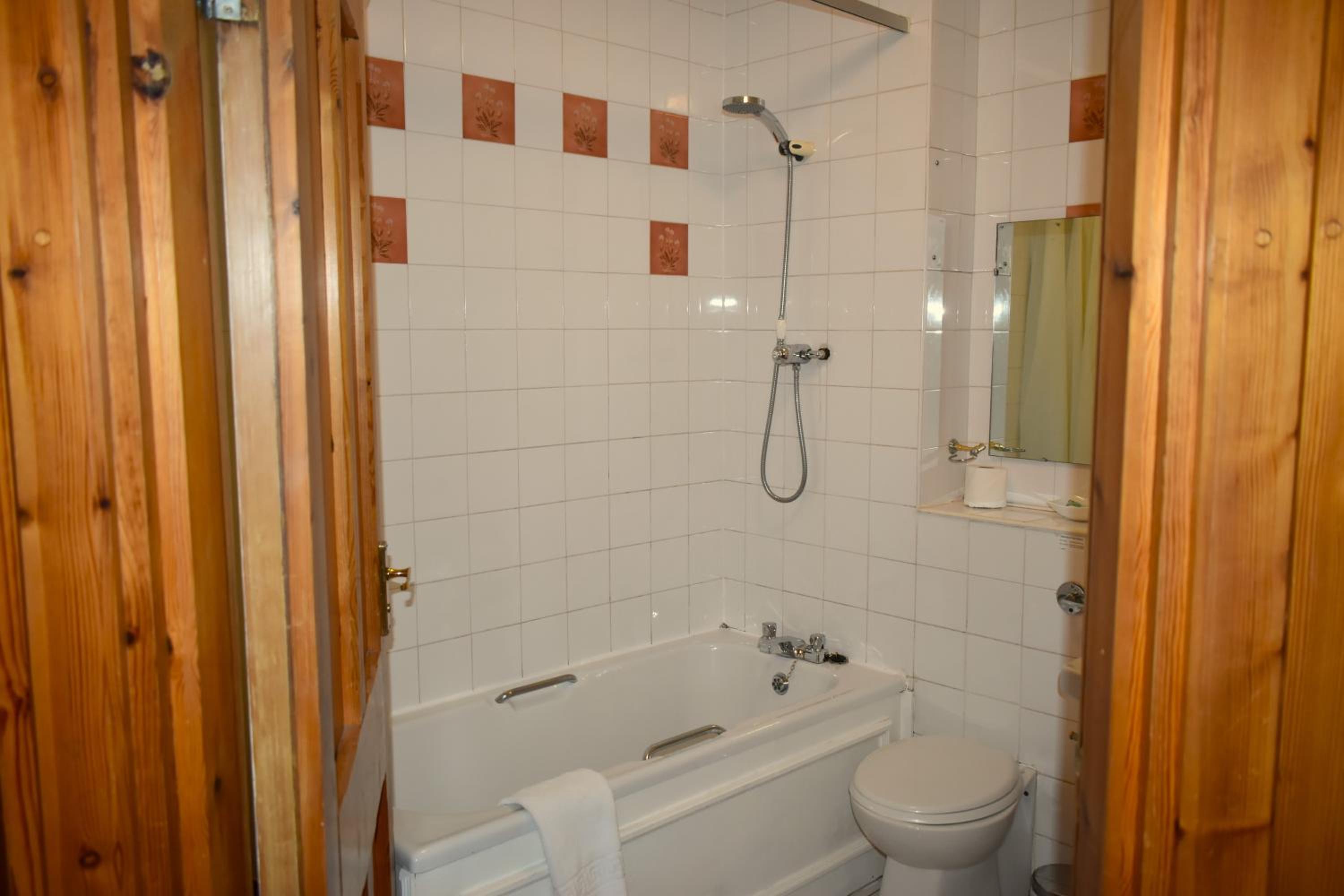 Classic Triple Room - Photo 1