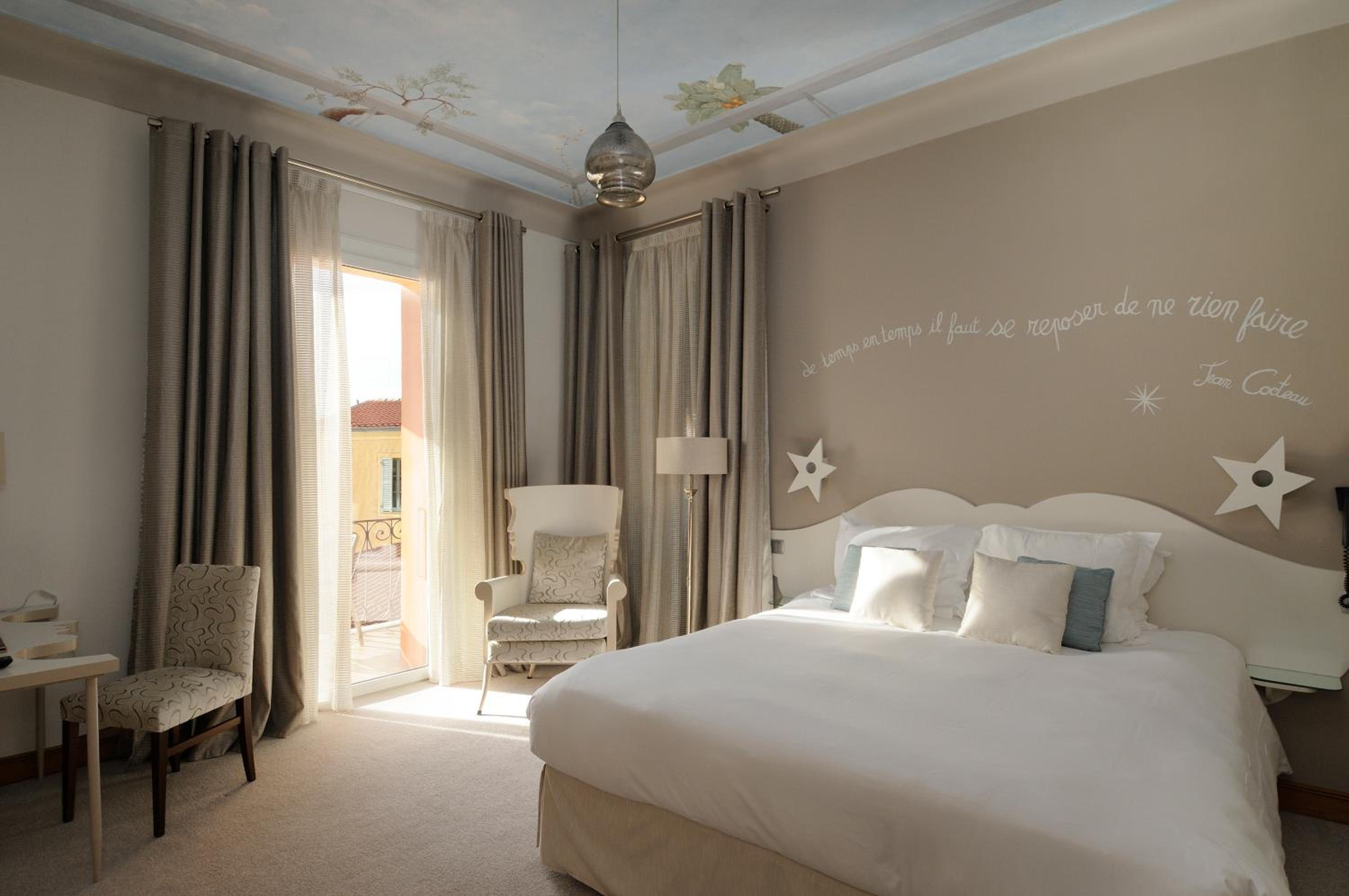 Deluxe double room with Front Sea View