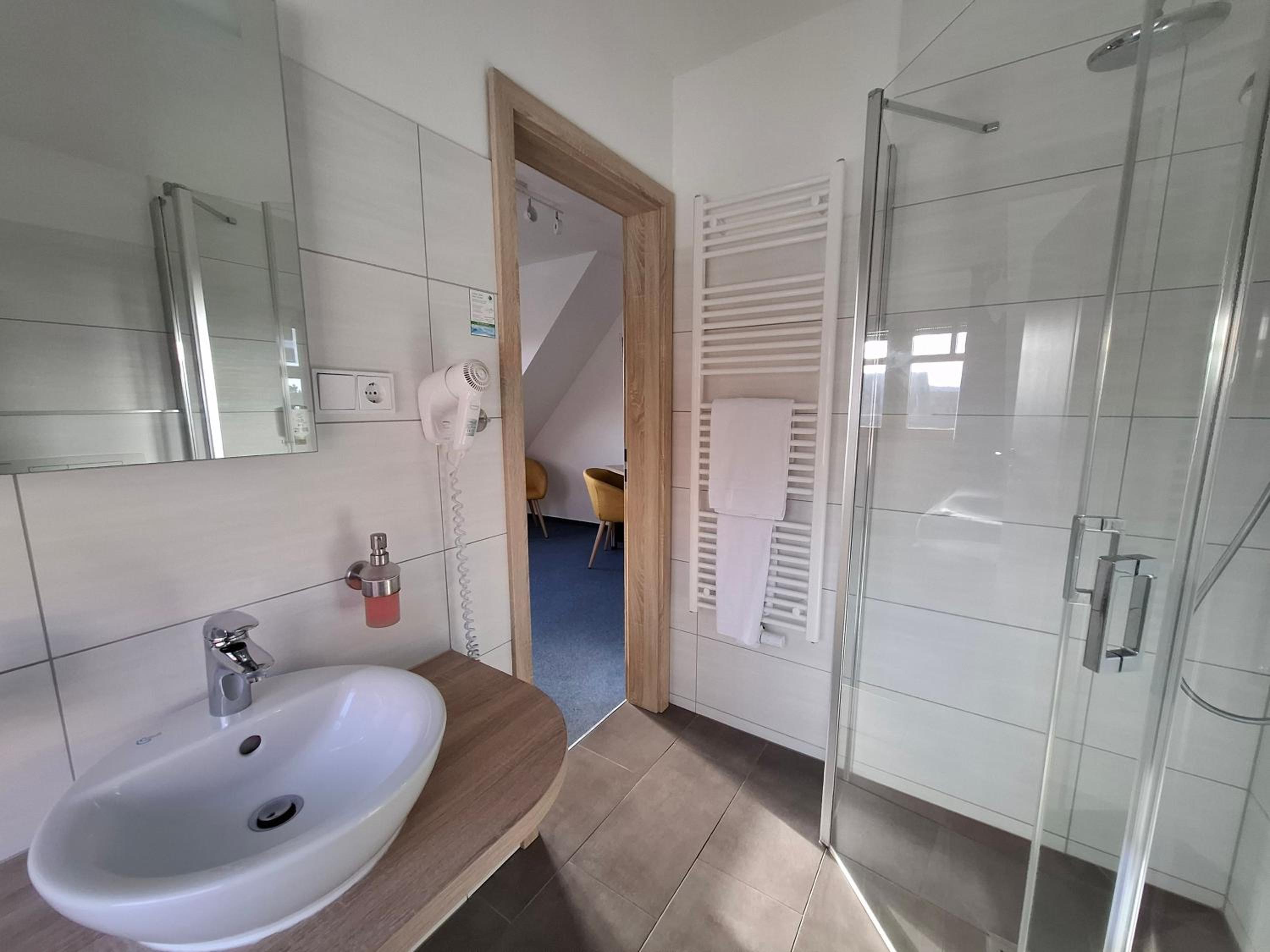 Deluxe Single Room