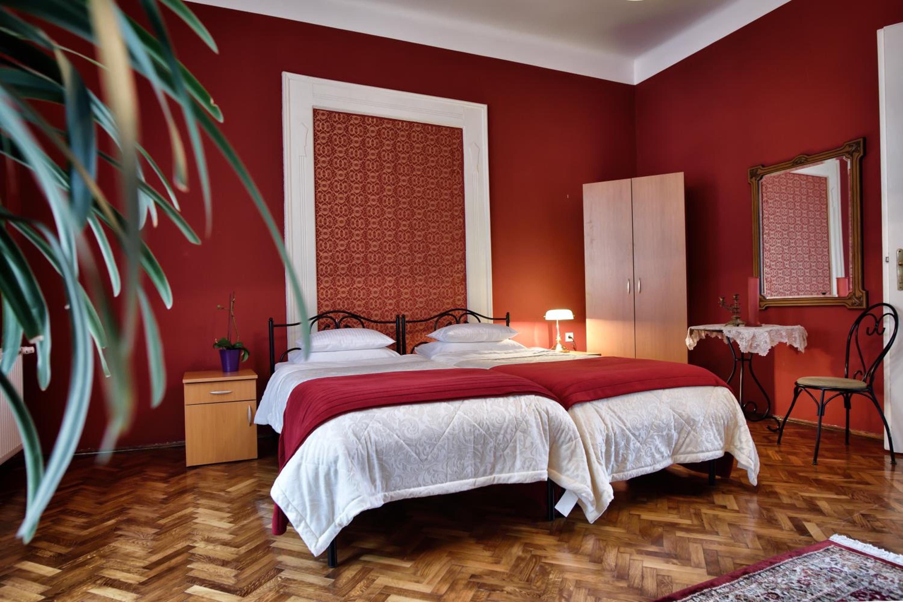 Deluxe Double or Twin Room photo 1