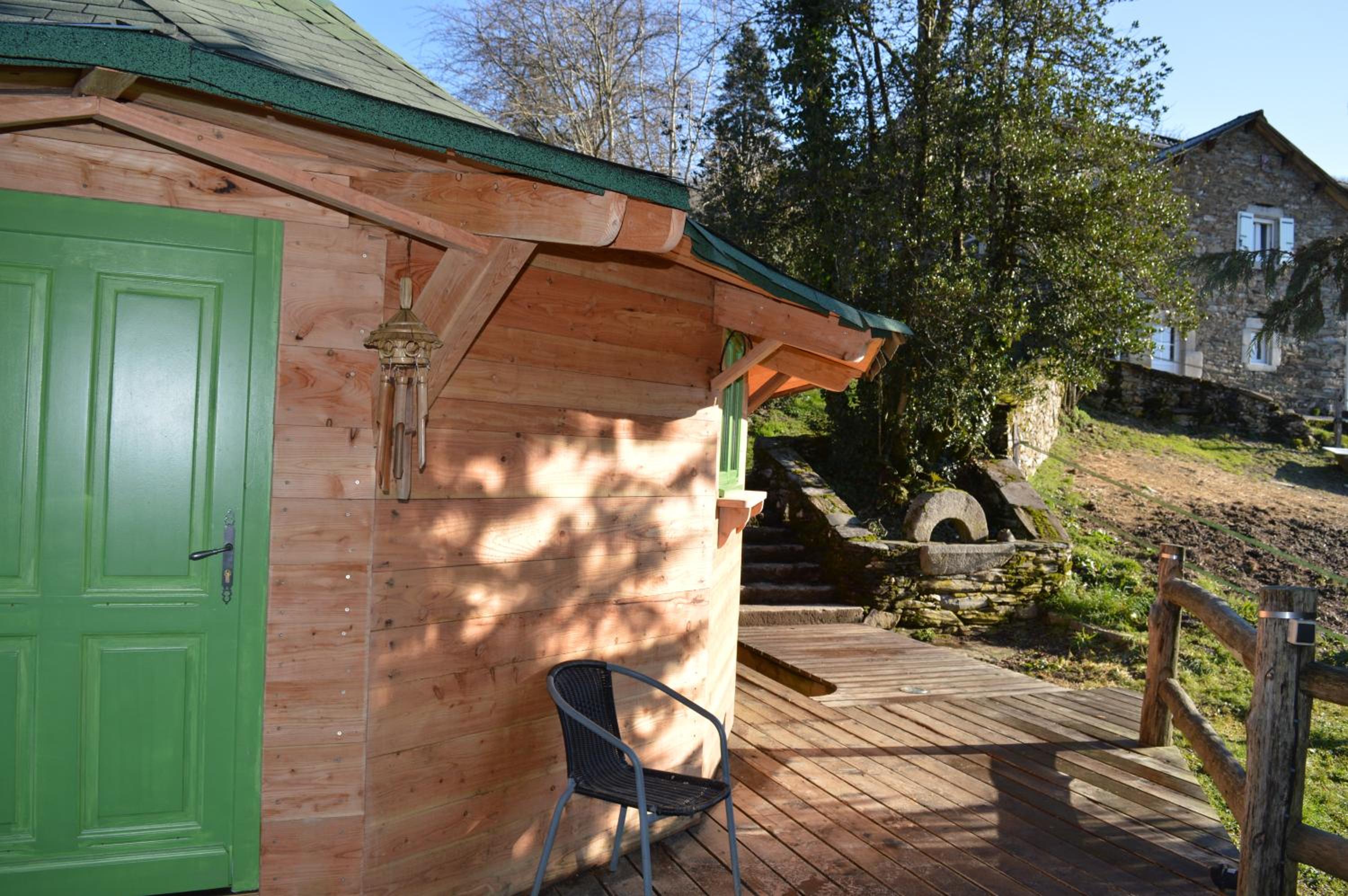 Yurt - Photo 7