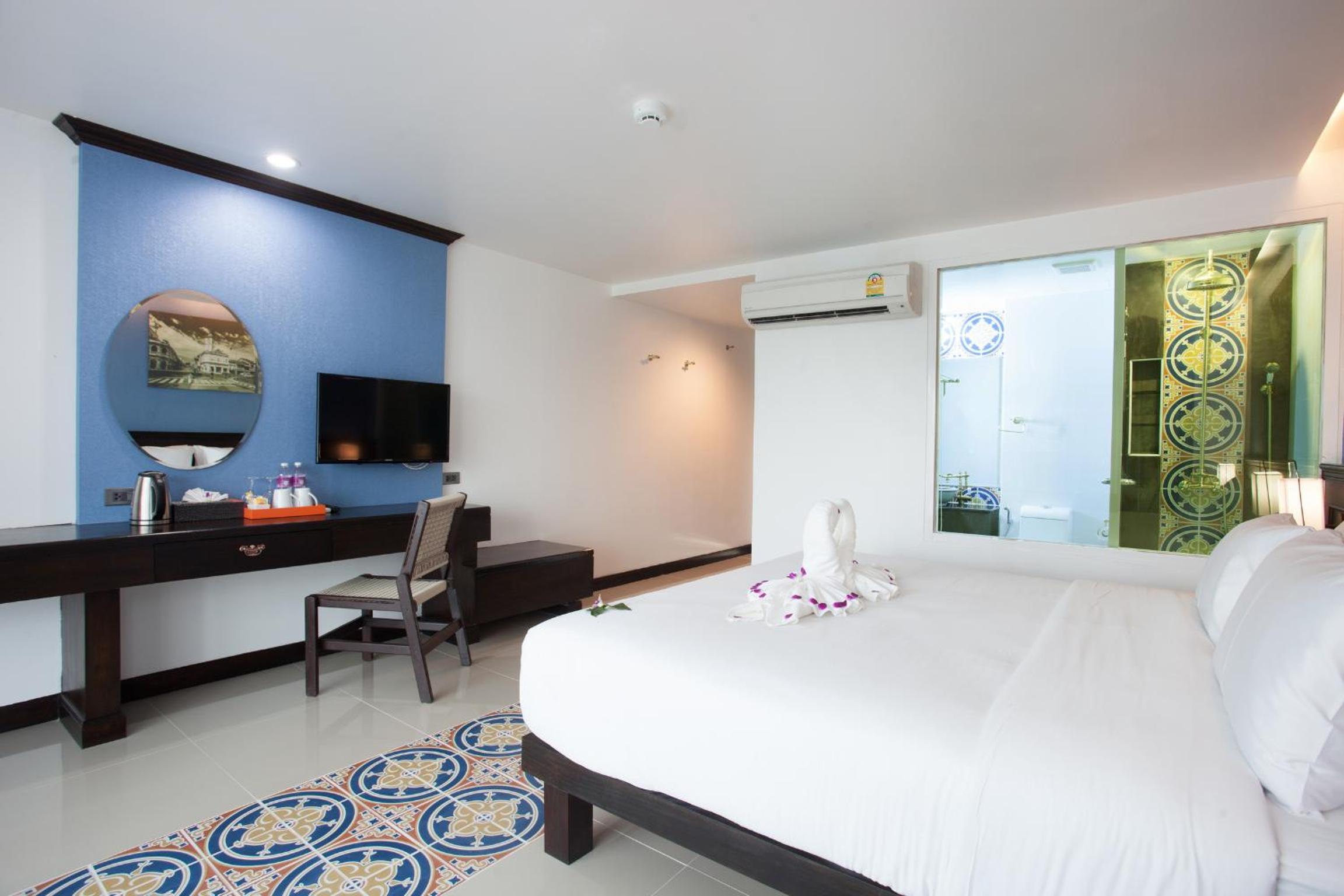 Superior Double with Shower Room photo 1