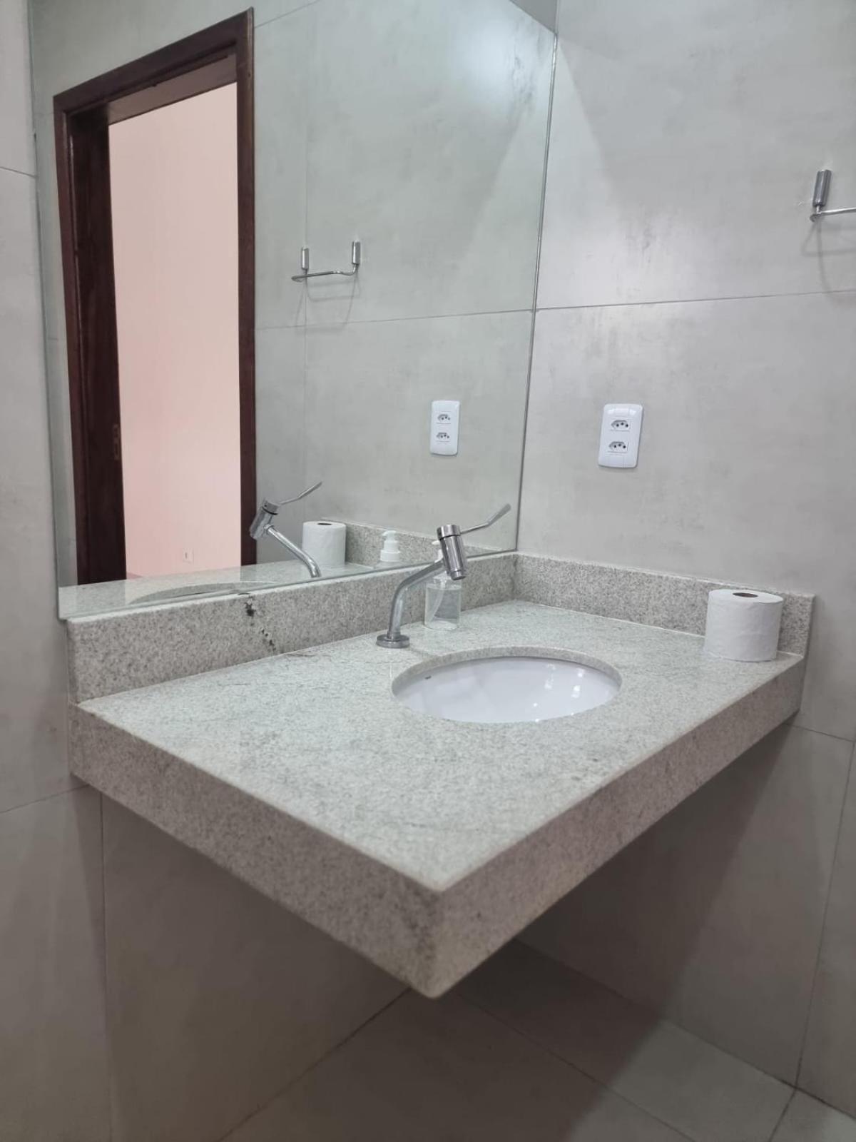 Apartment - Disability Access photo 3
