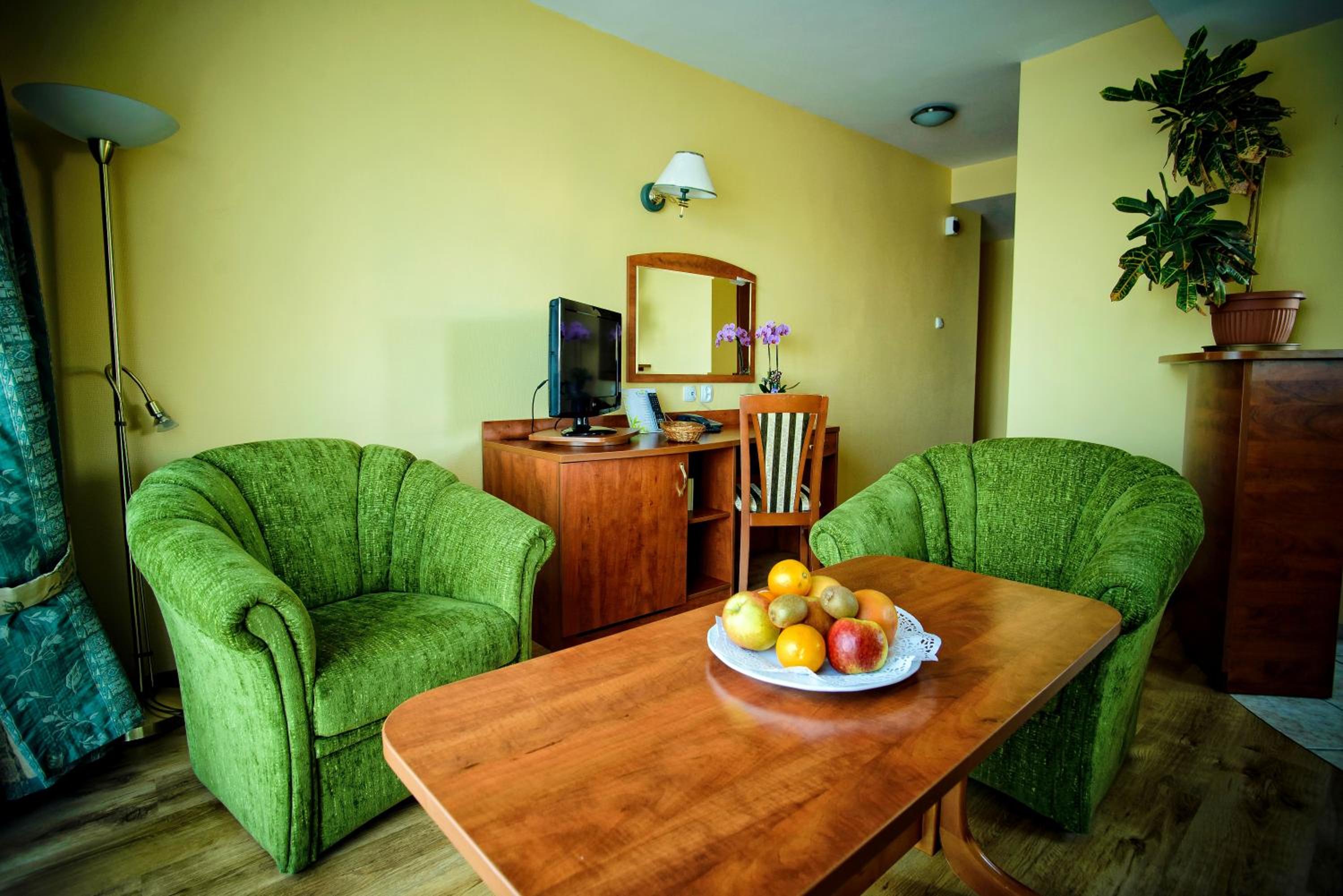 Apartment with Lake View photo 2
