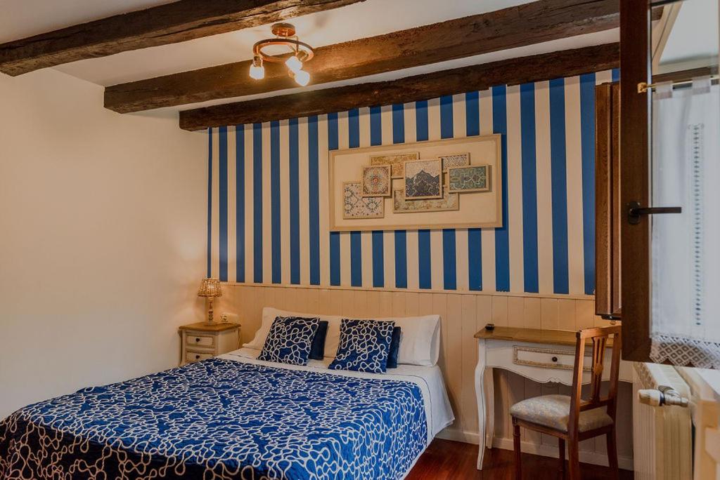 Double Room with Bathroom