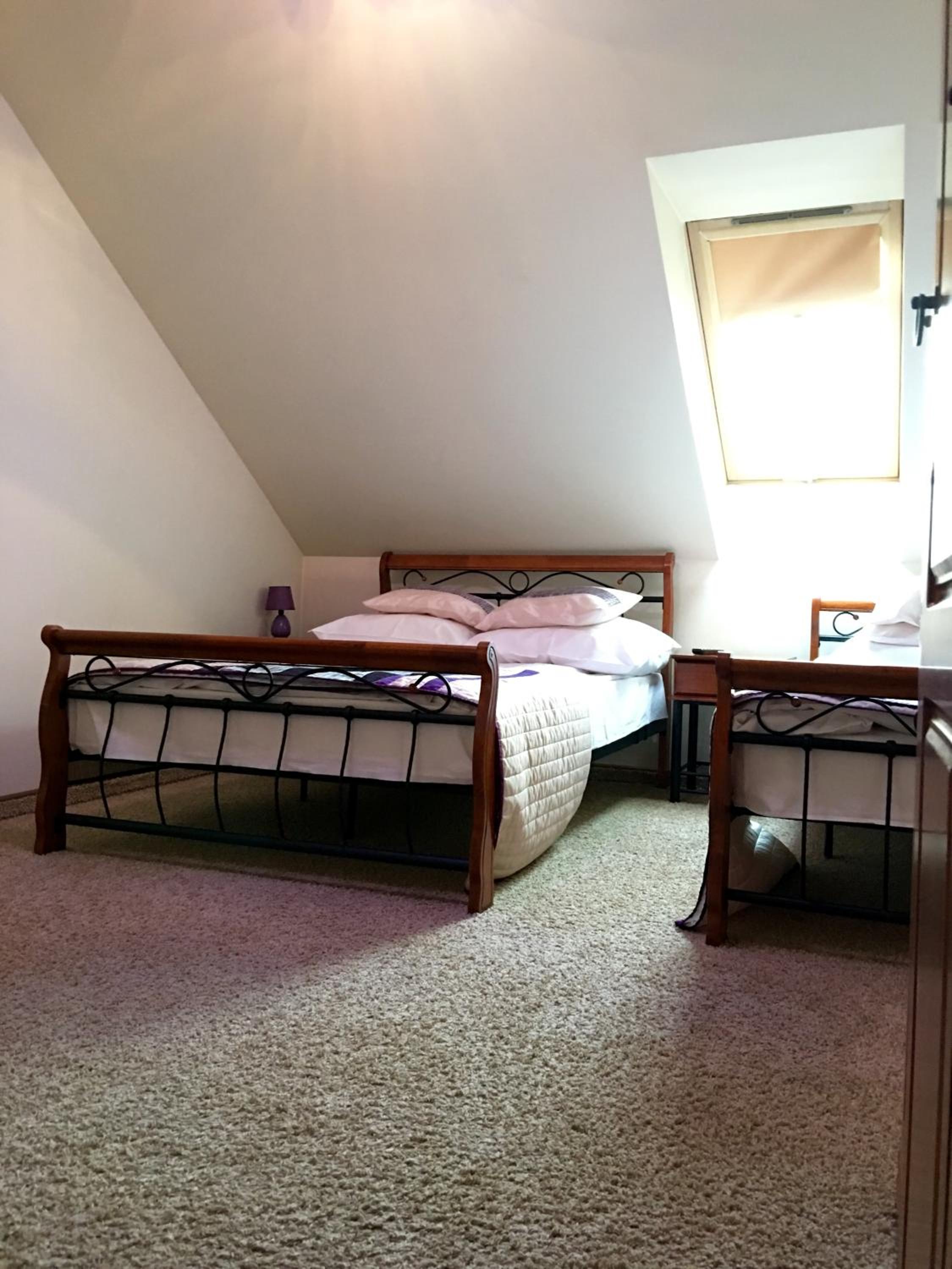Triple Room - Photo 6