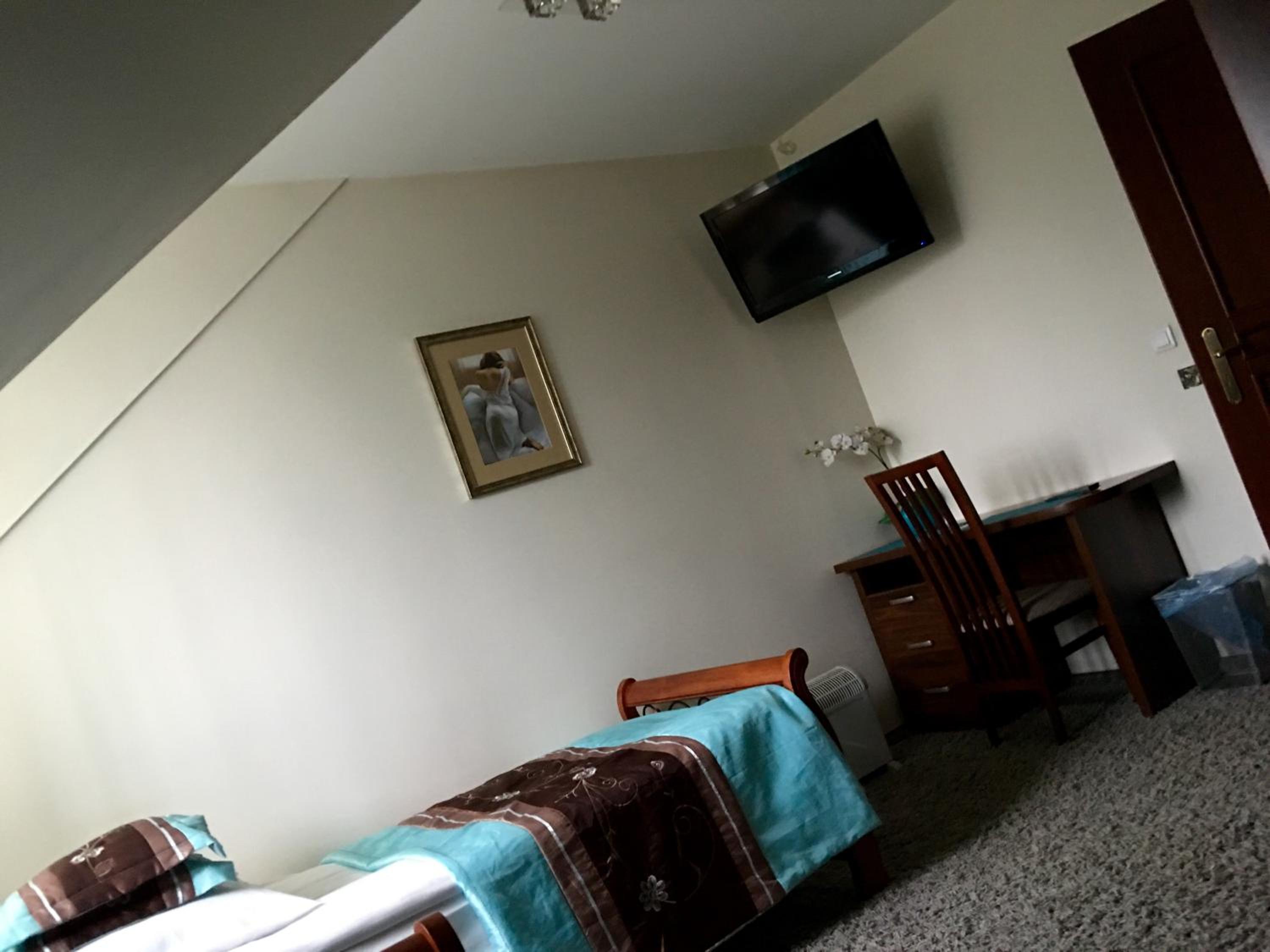 Double Room - Photo 6