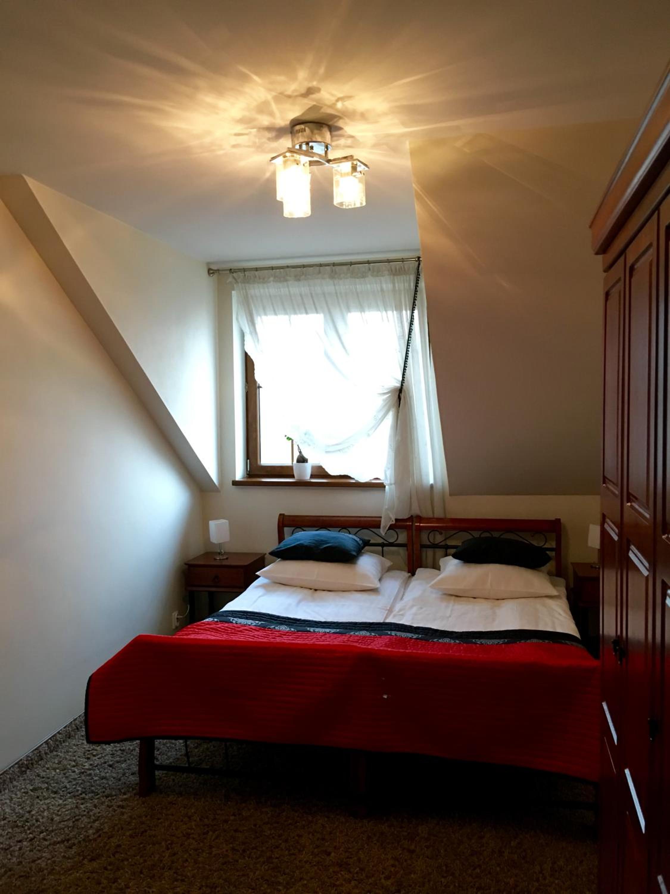 Double Room - Photo 8