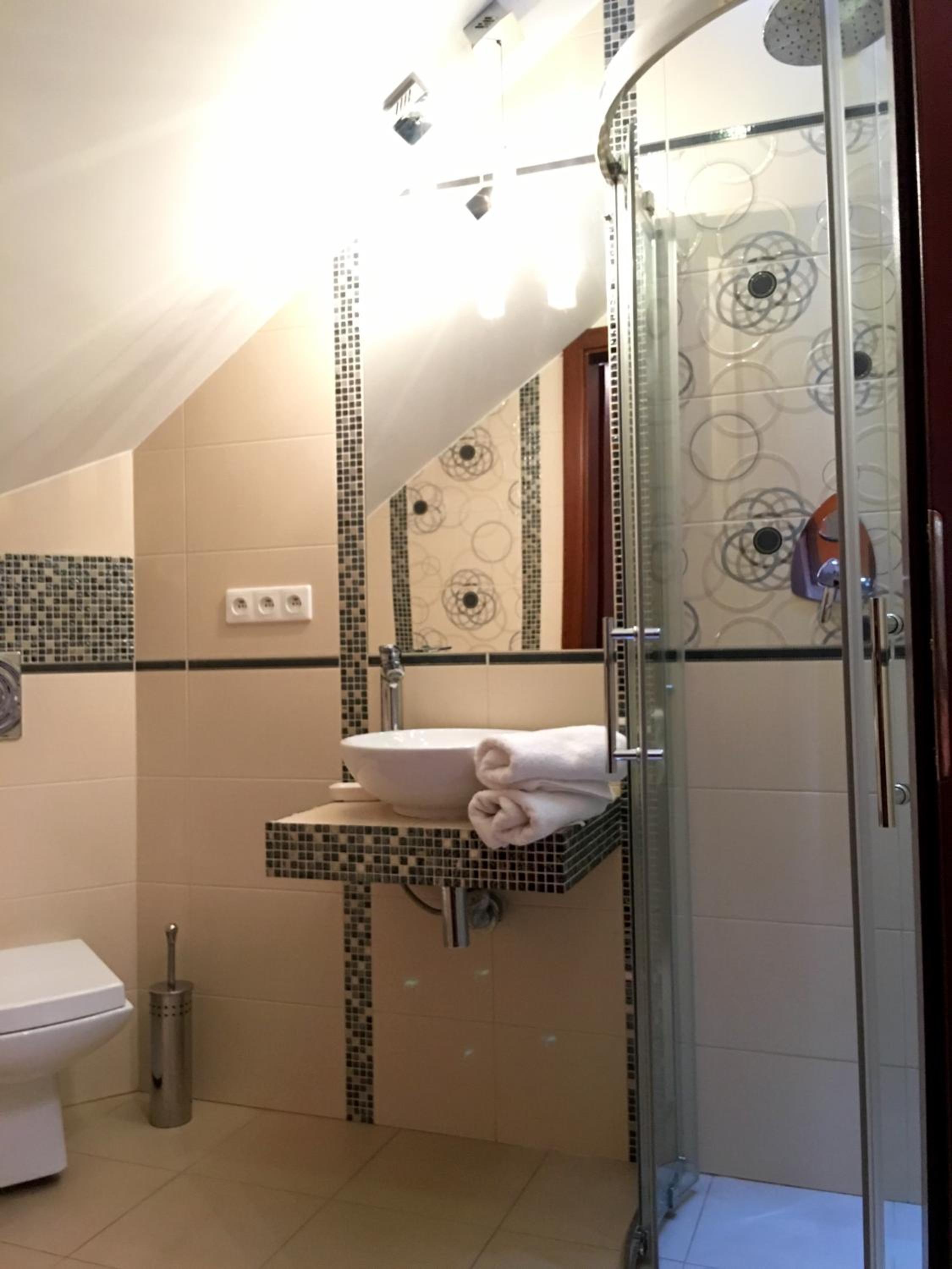 Double Room - Photo 9