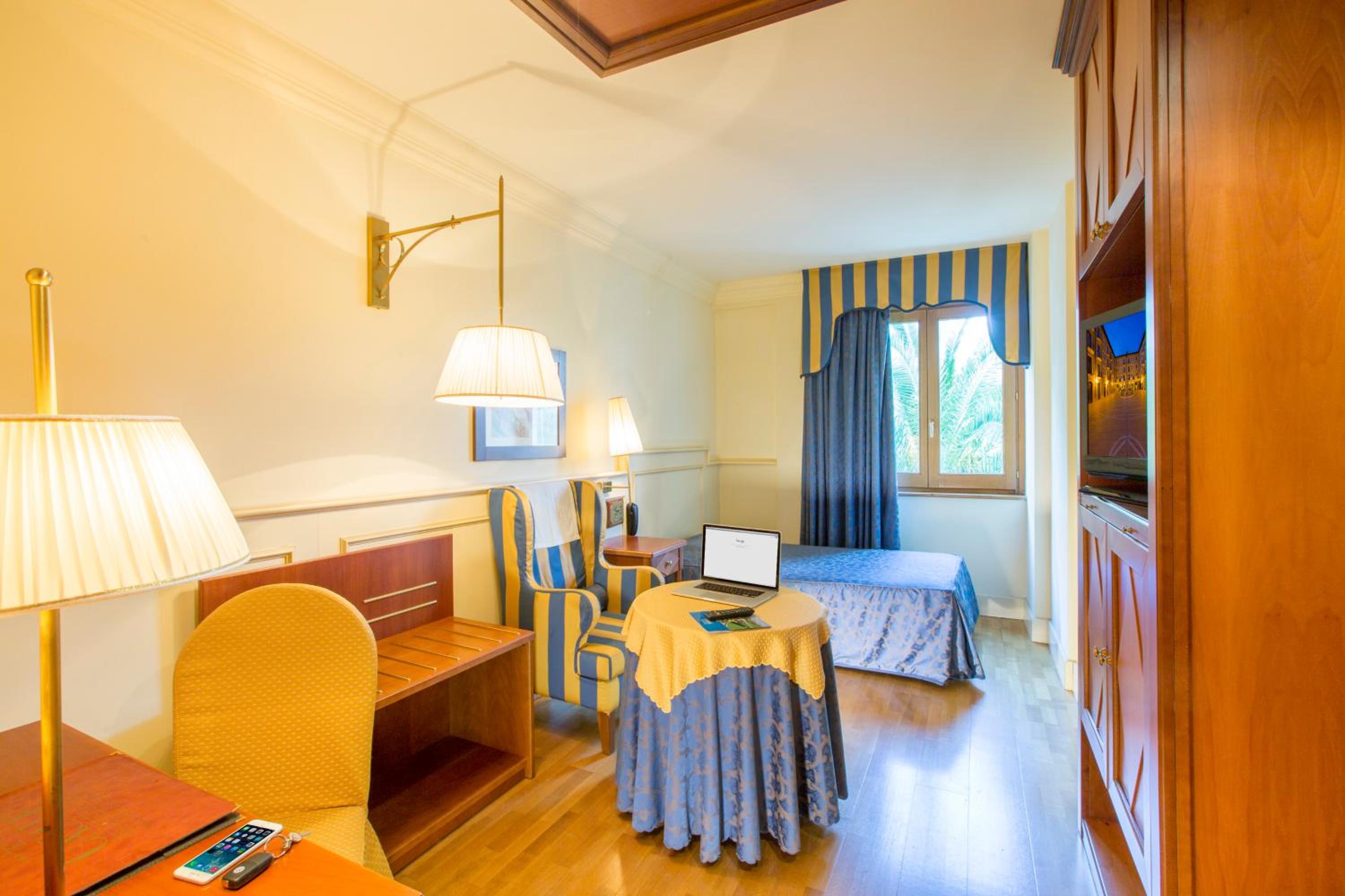 Single Room