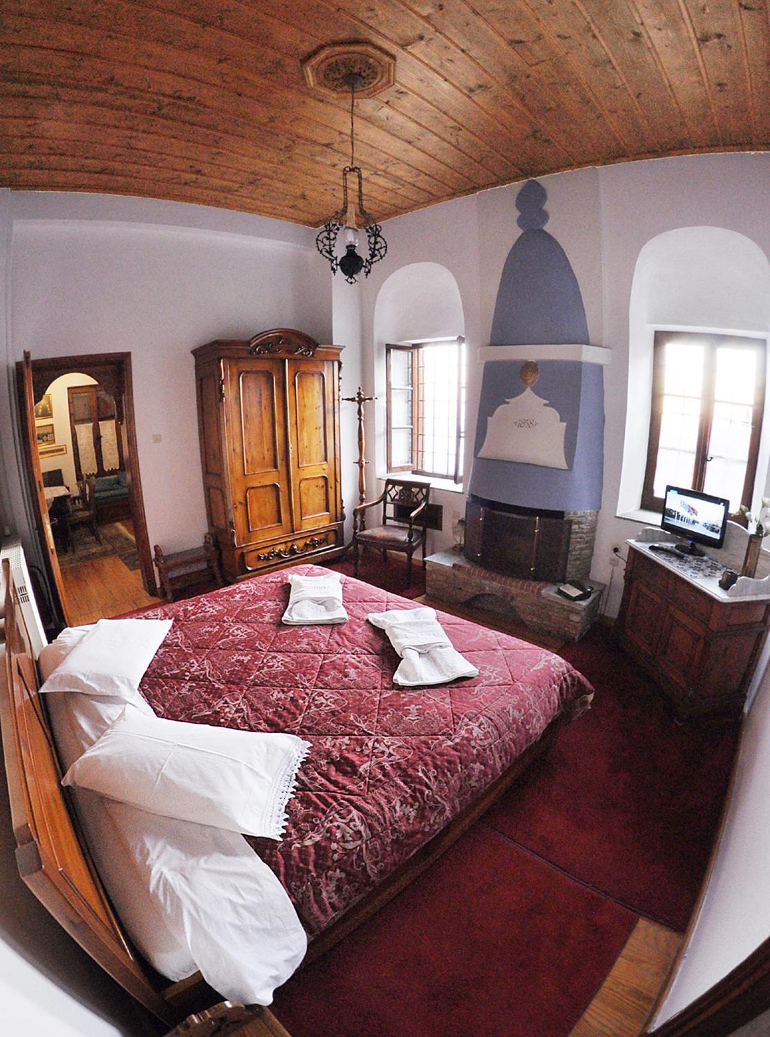 Superior Double Room with Sea View and Fireplace