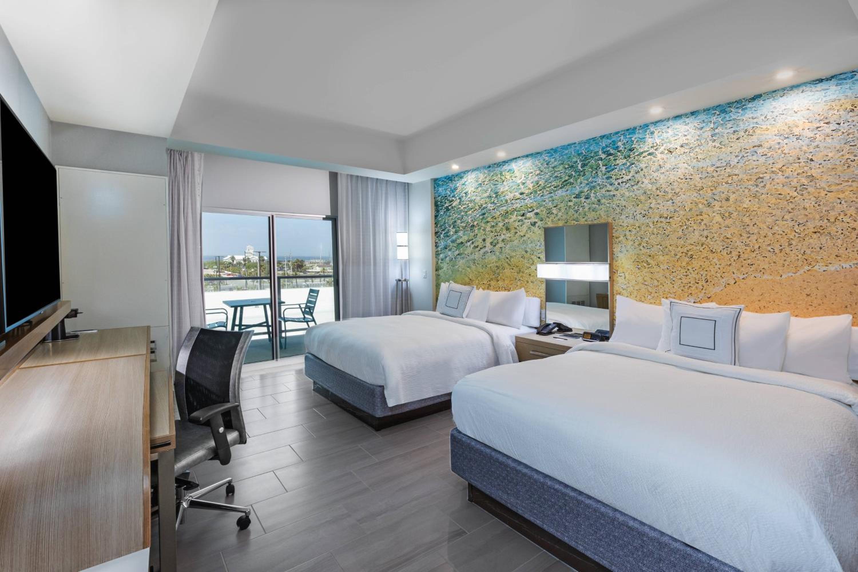 Queen Room with Two Queen Beds - Hearing Accessible