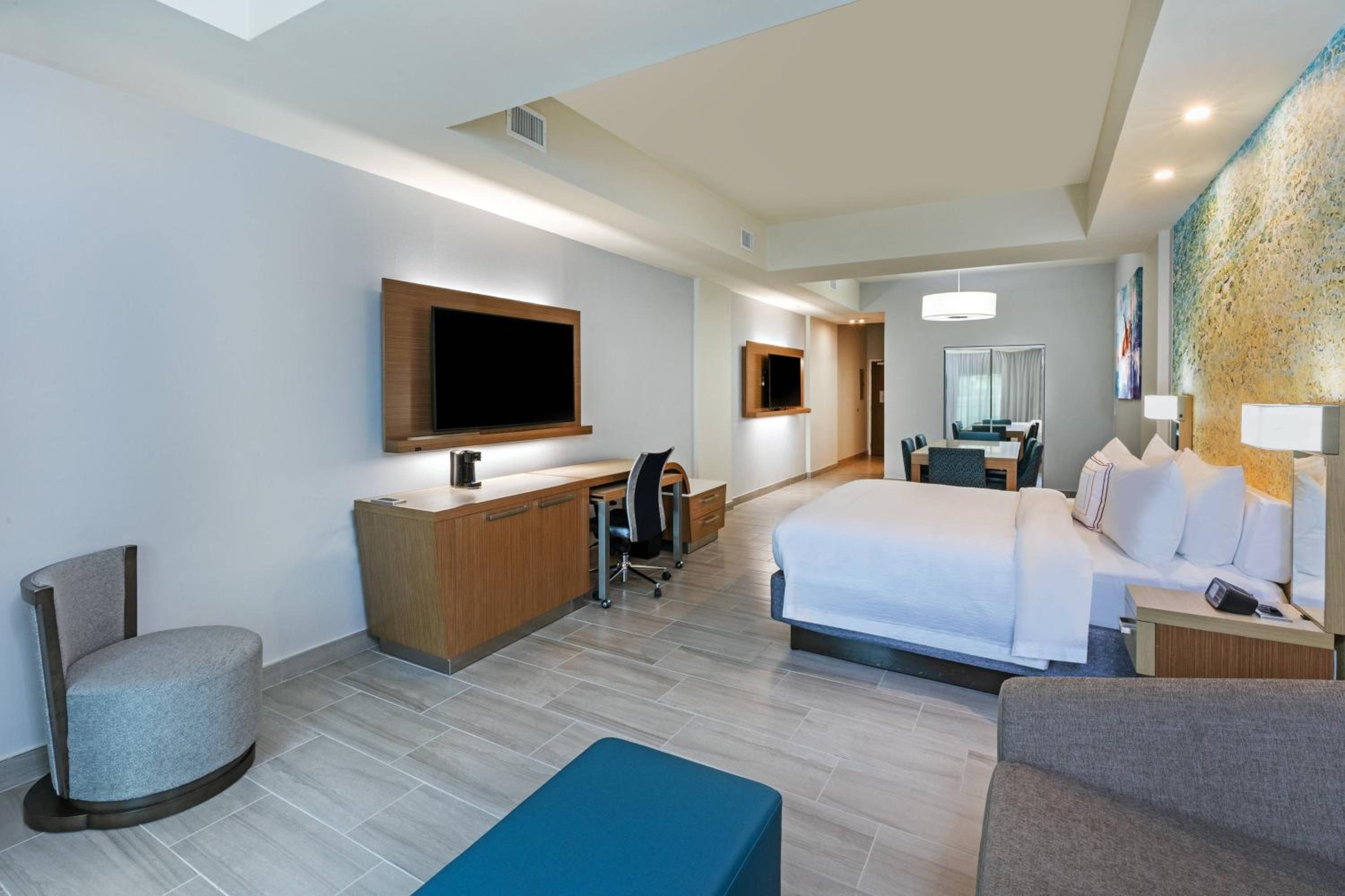 King Suite with Sofa Bed