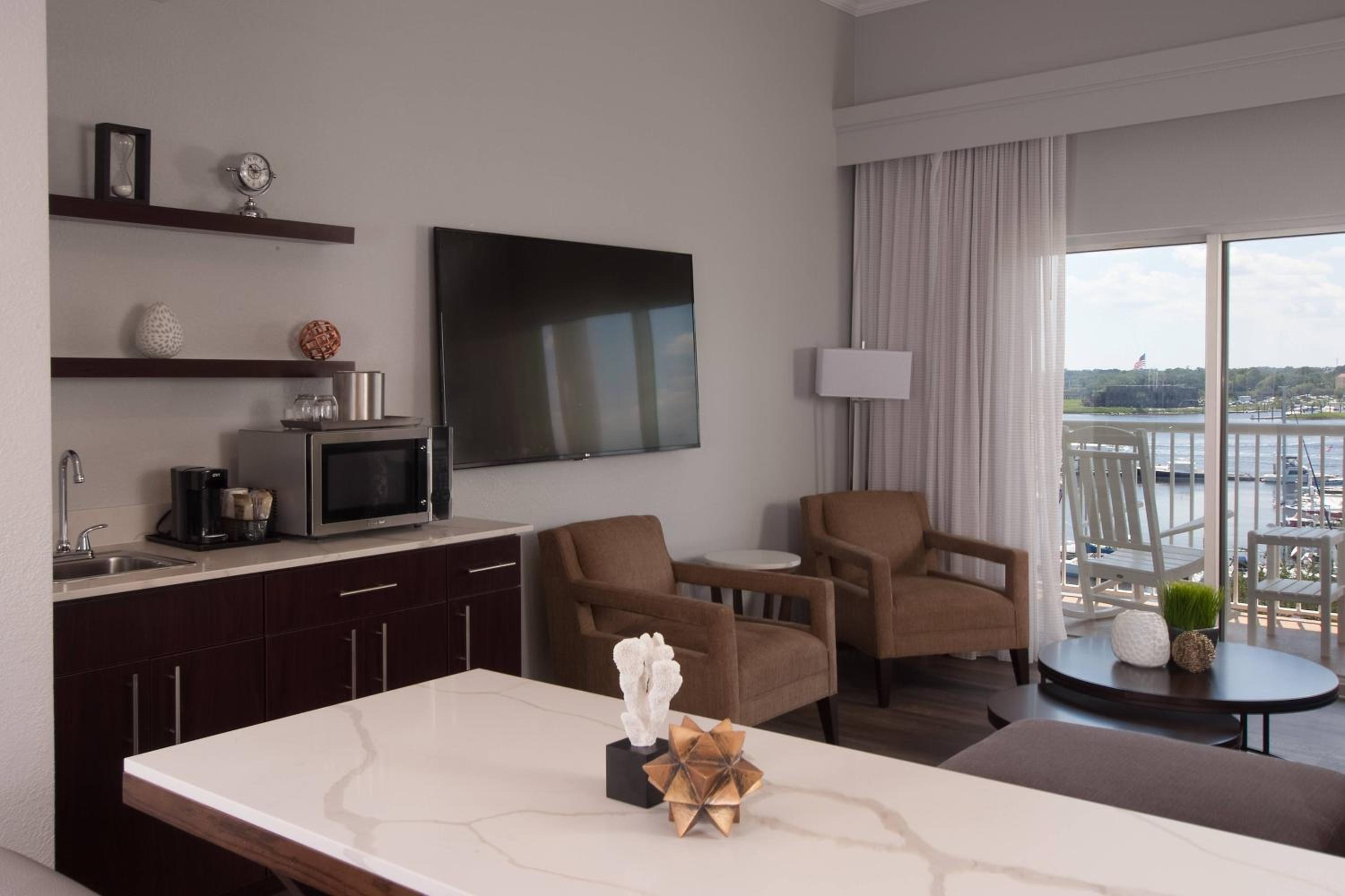 One-Bedroom King Suite with Balcony and Sofa Bed - Communication Assistance