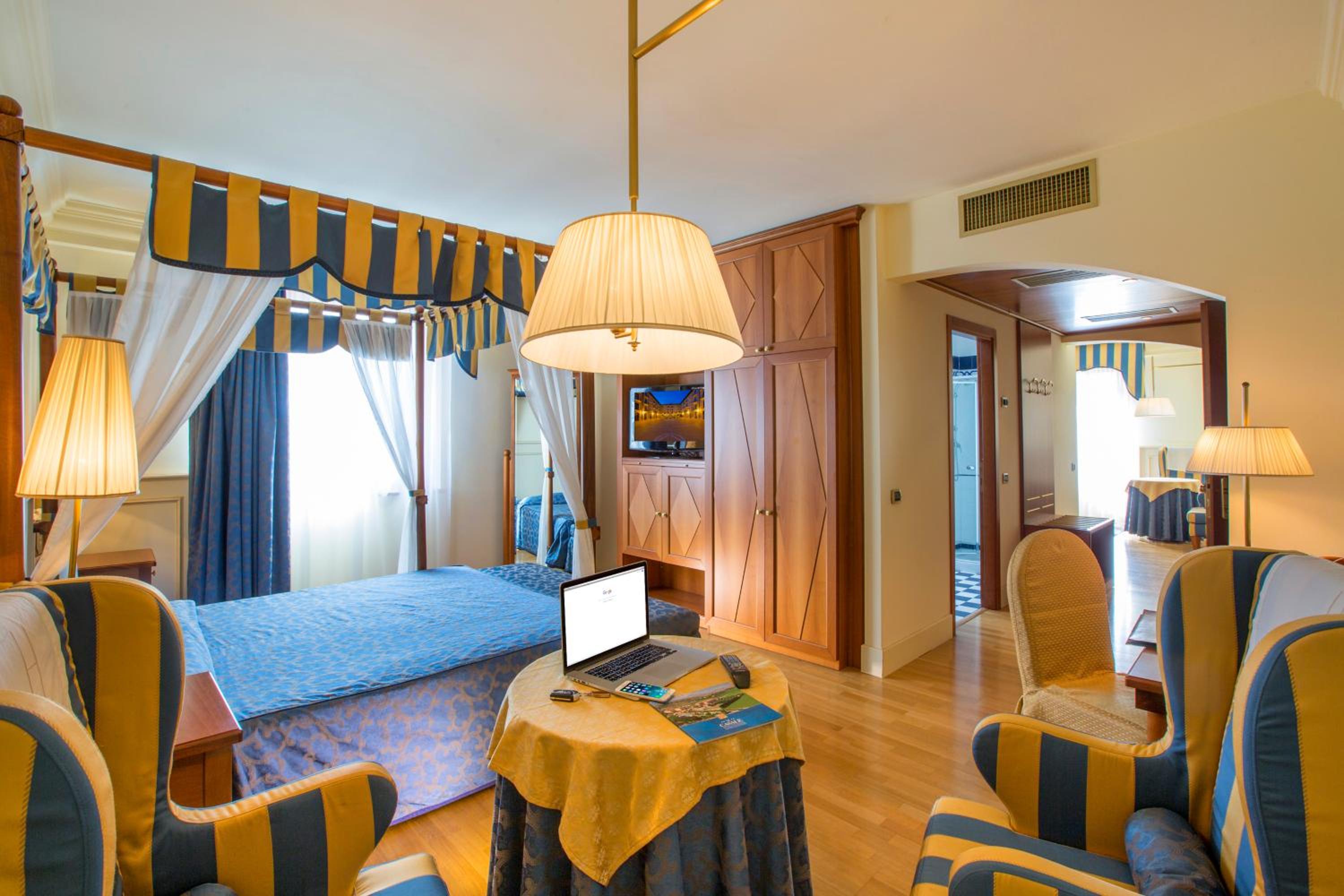 Suite photo 3