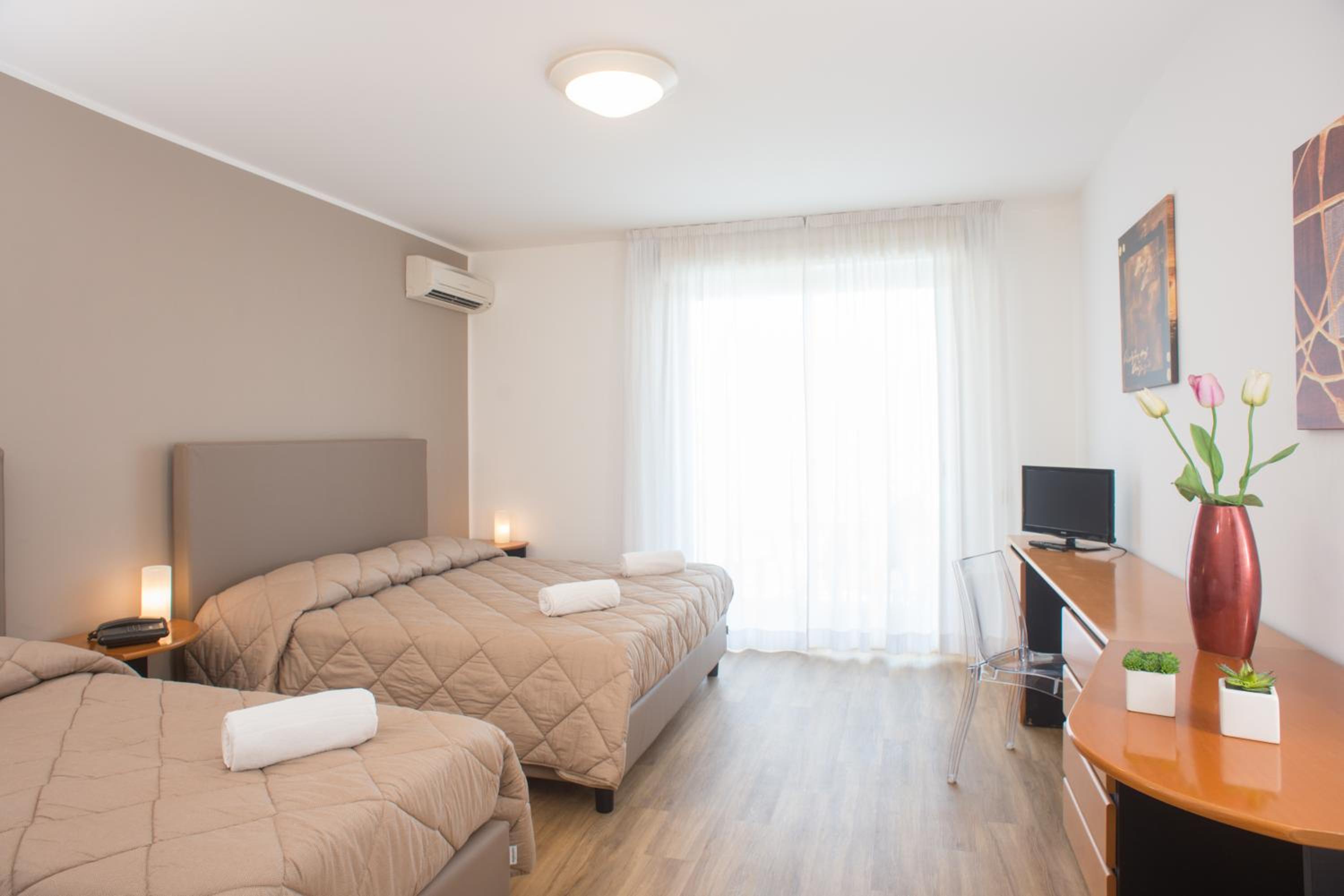 Superior Triple Room - Photo 1
