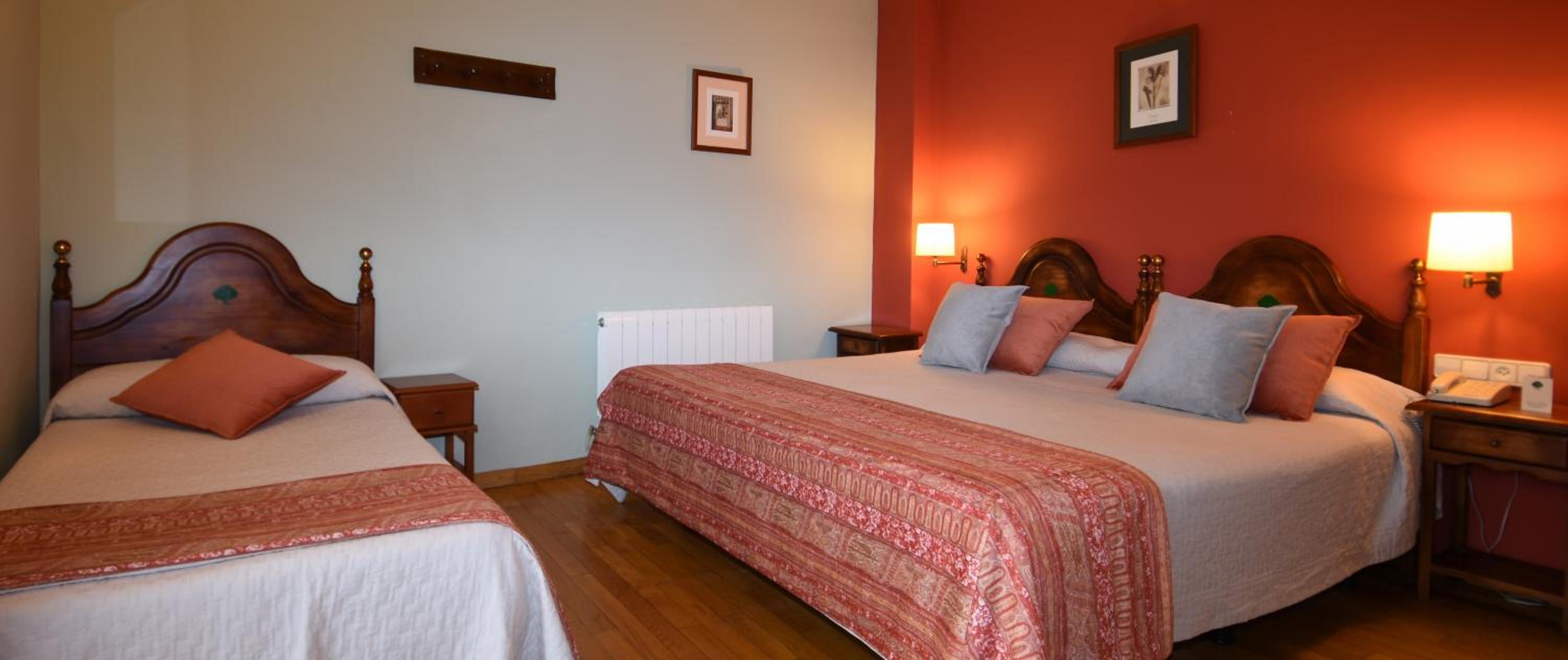 Triple Room (2 Adults + 1 Child) photo 2