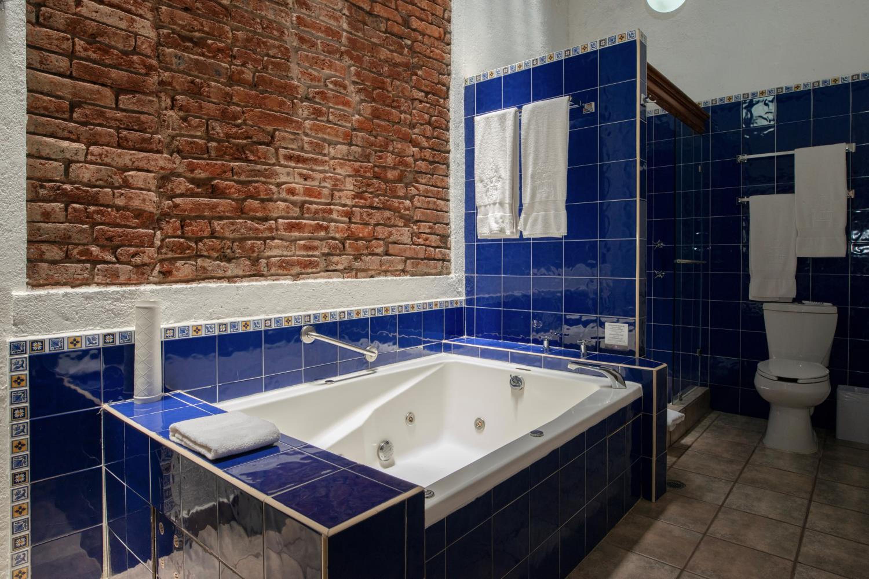 Deluxe Suite with Spa Bath - Photo 1