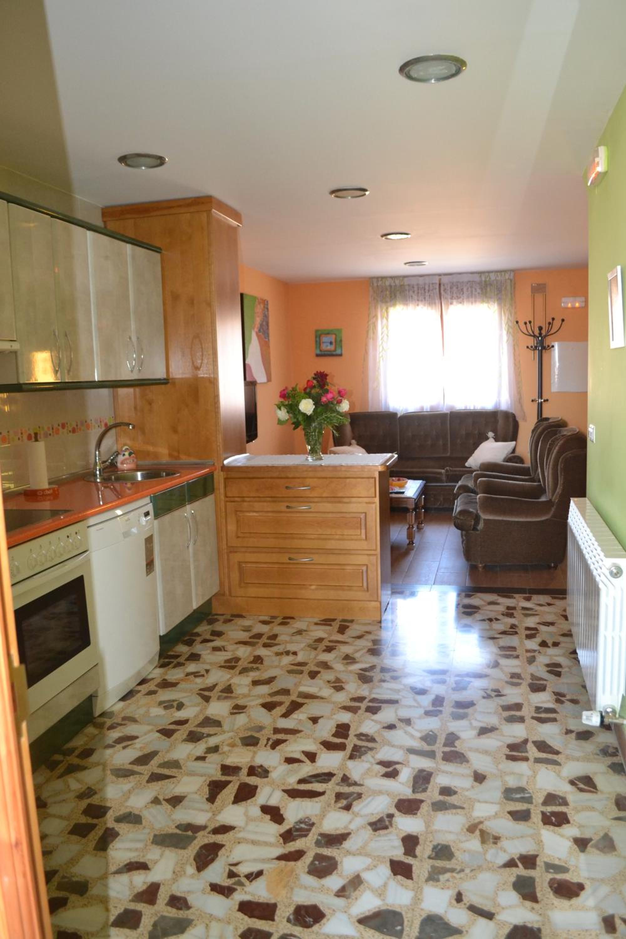 Four-Bedroom House photo 2