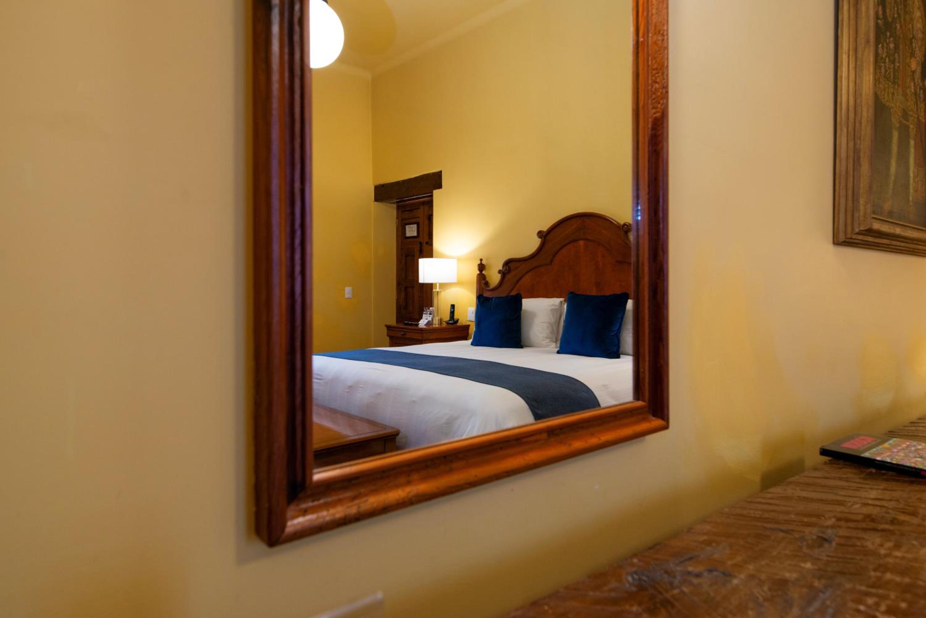Suite - Photo 4