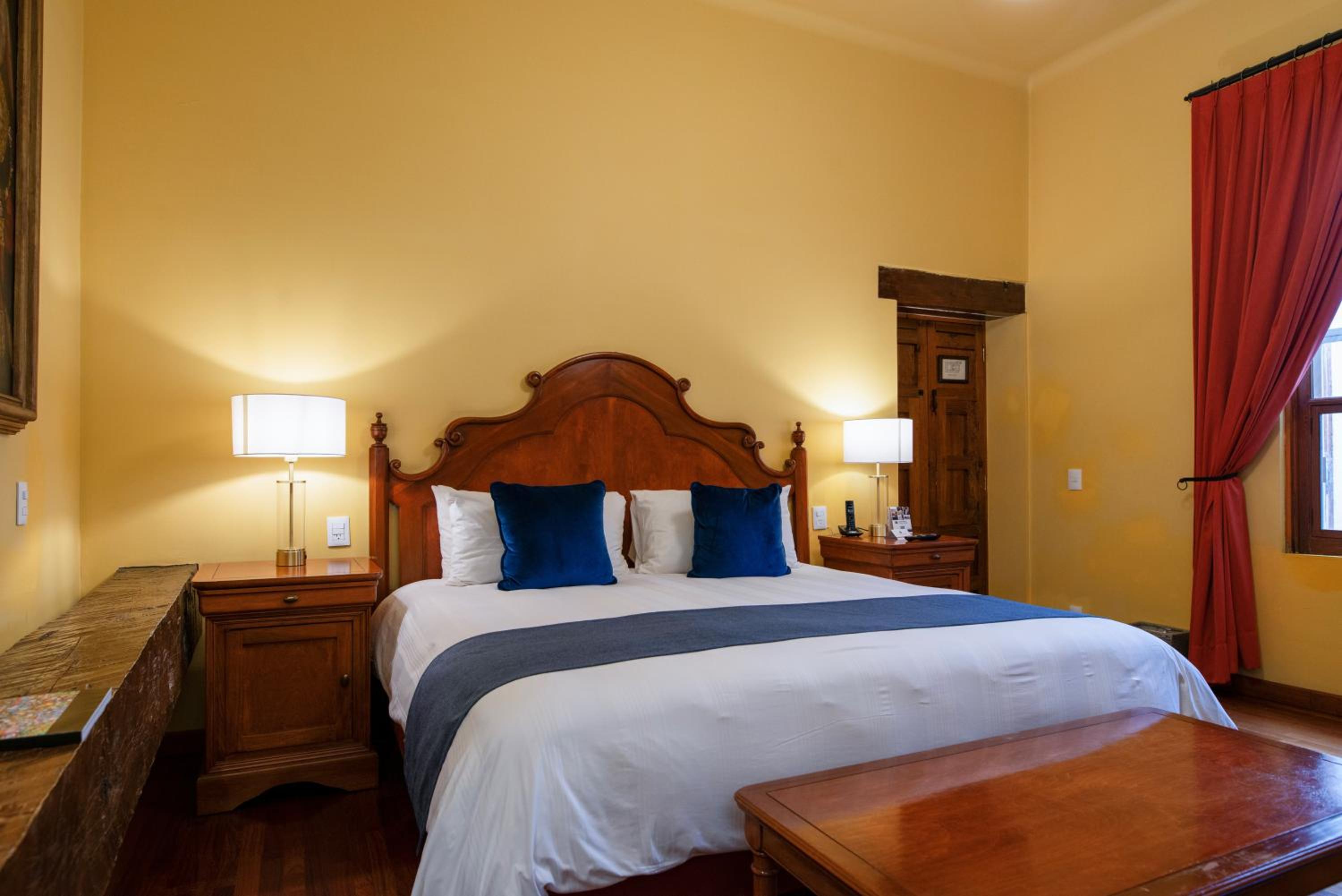 Suite - Photo 3