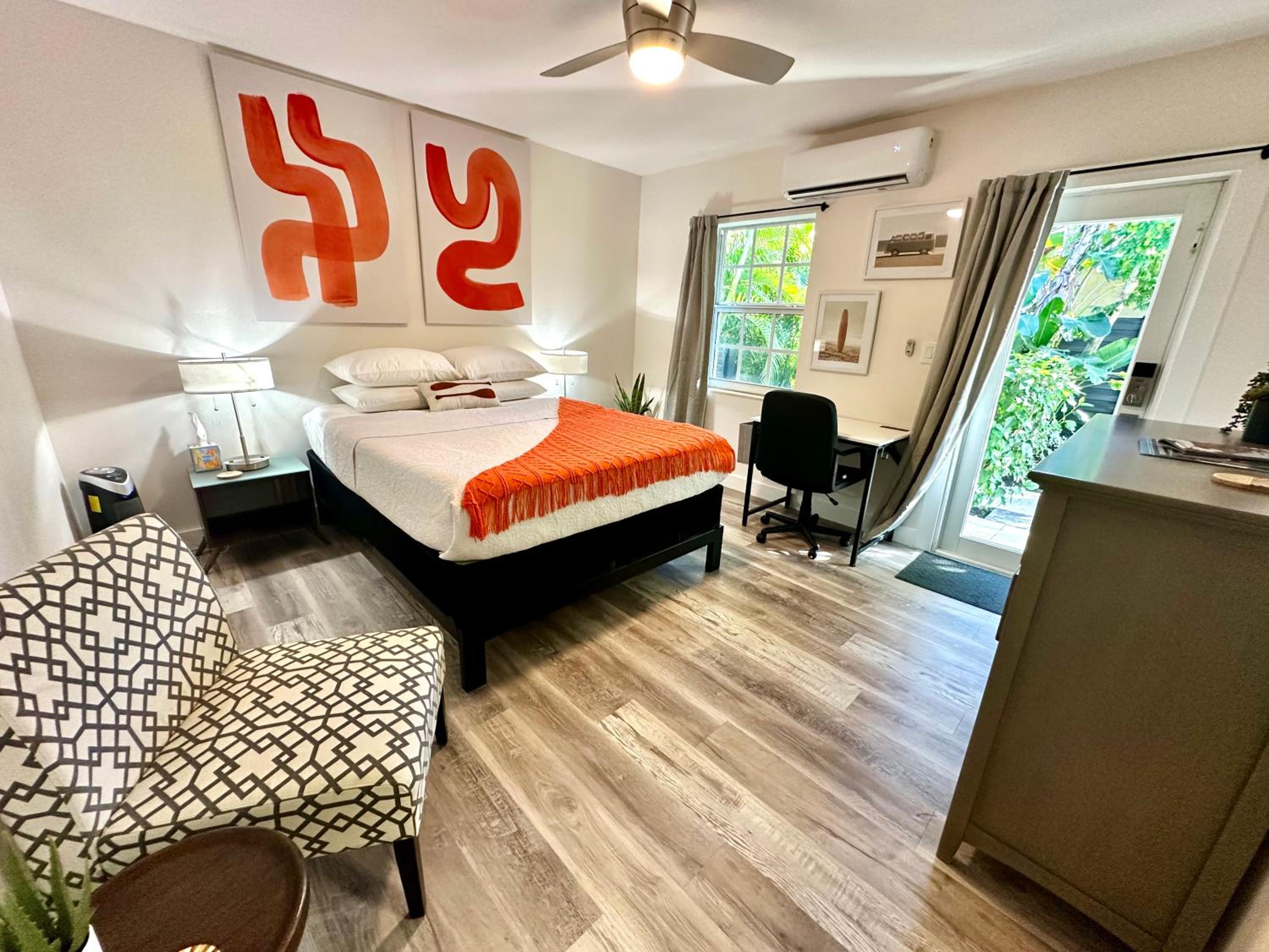 Deluxe Junior Suite photo 1