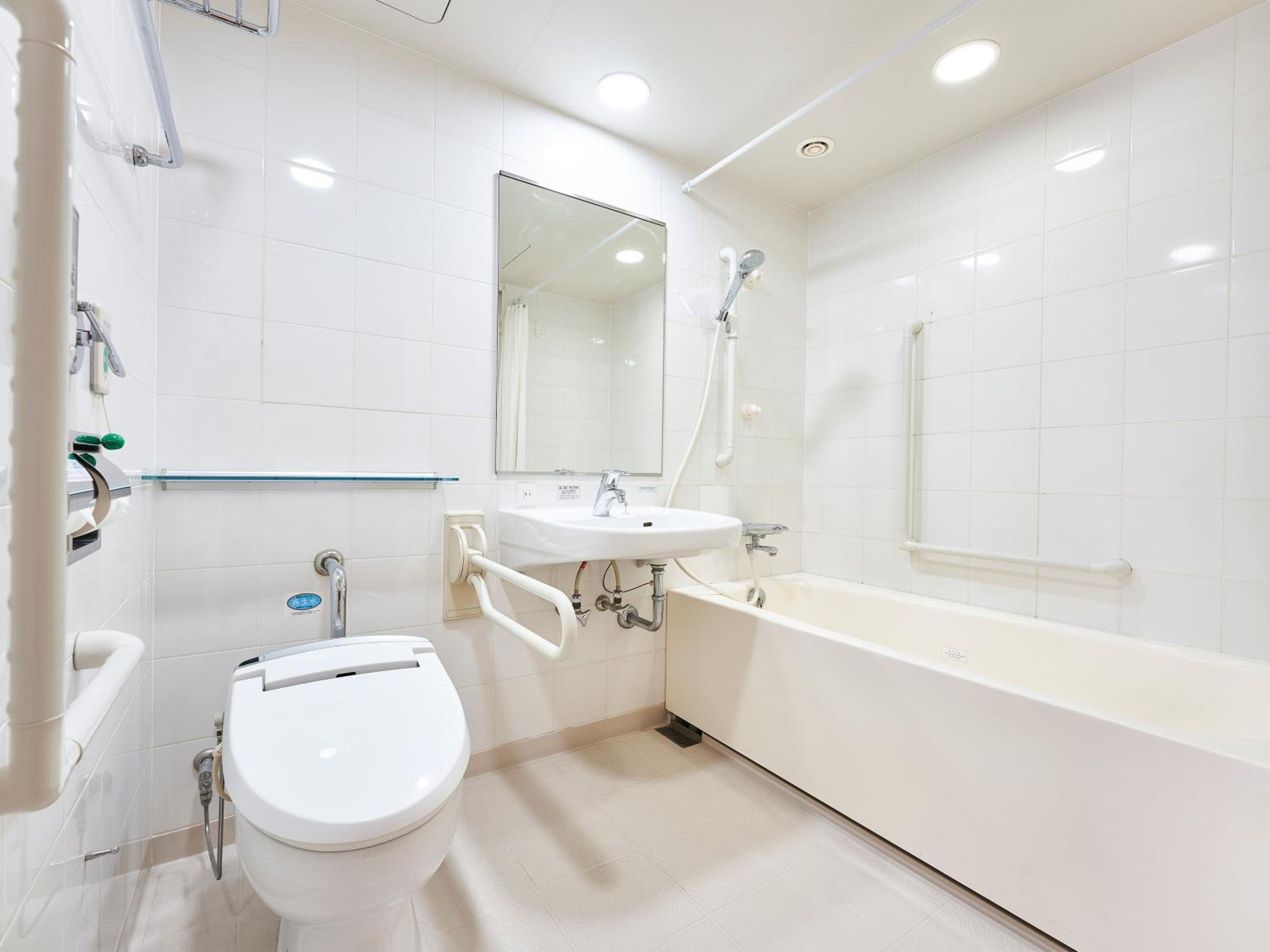 Universal Twin Room - Non-Smoking - Photo 3