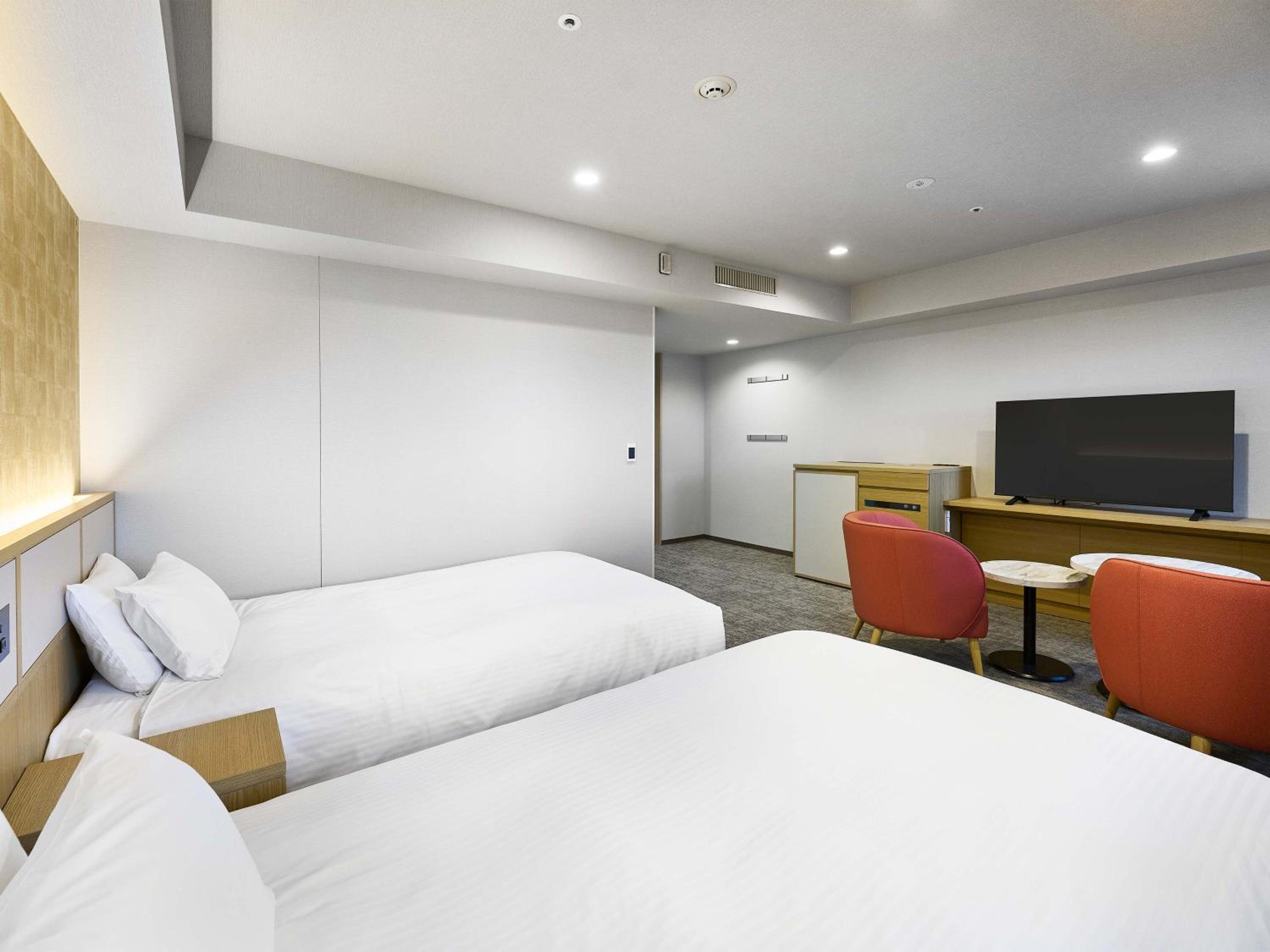 Universal Twin Room - Non-Smoking - Photo 2