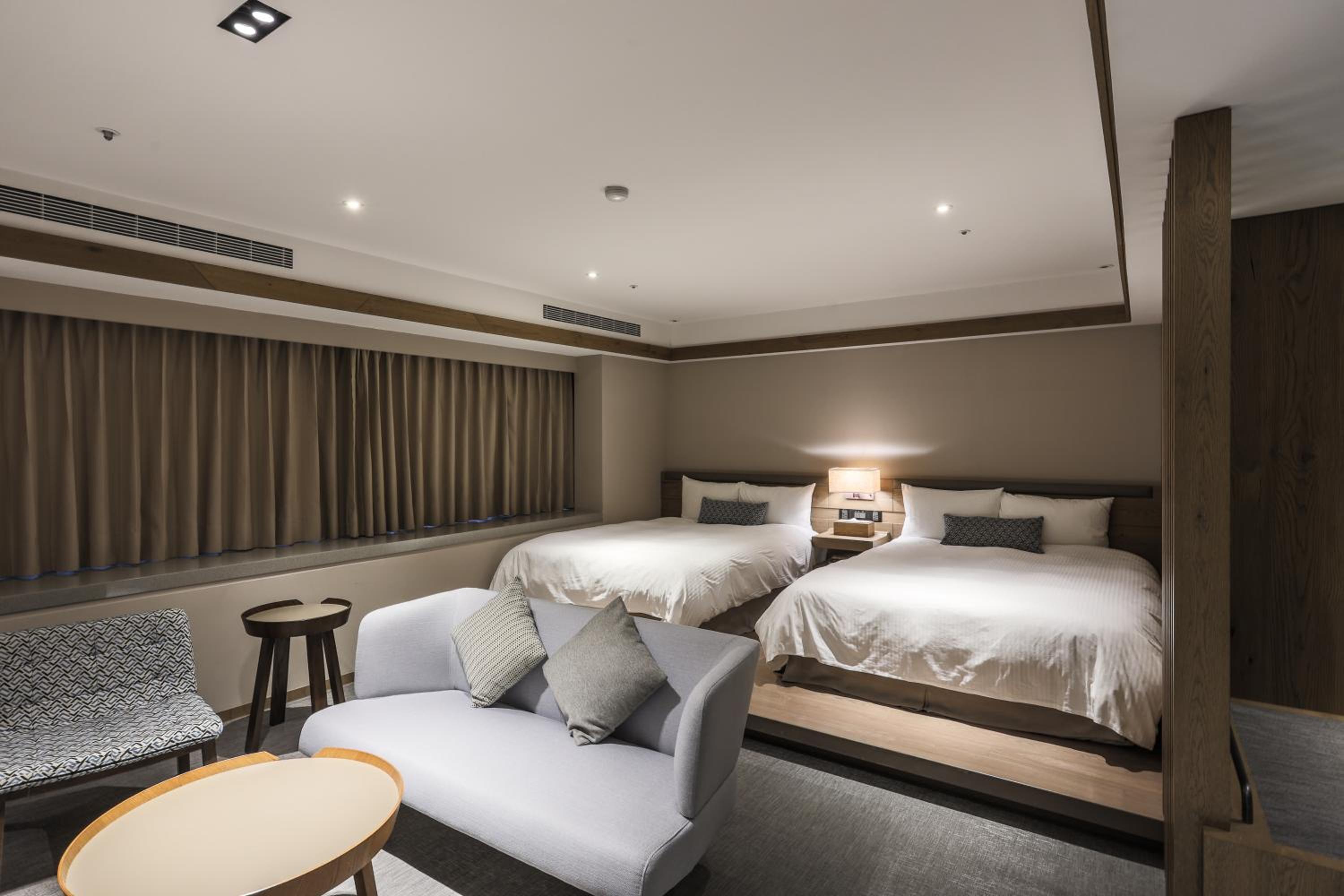 Standard Family Suite (without Balcony) photo 3