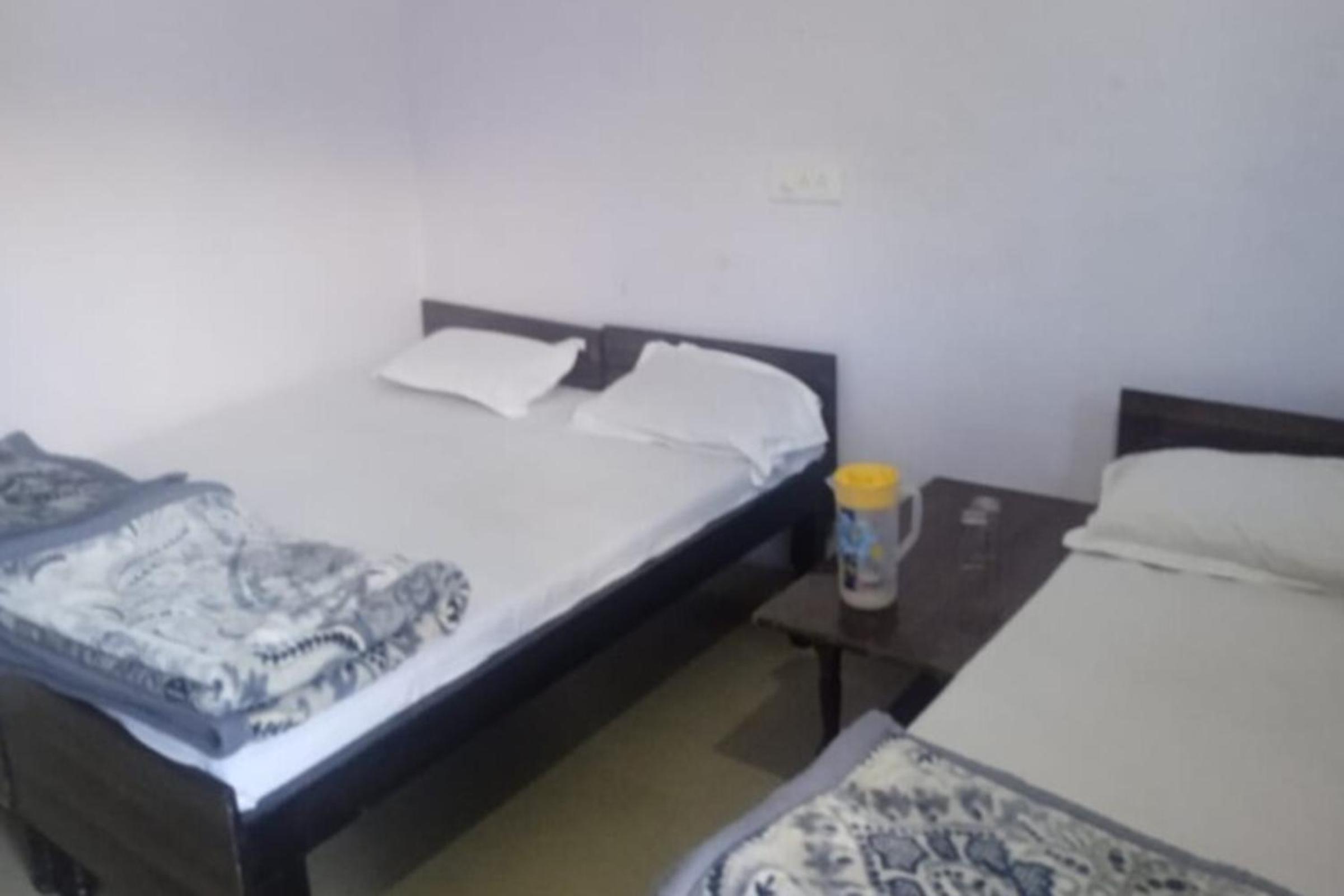 Quadruple Room - Photo 7