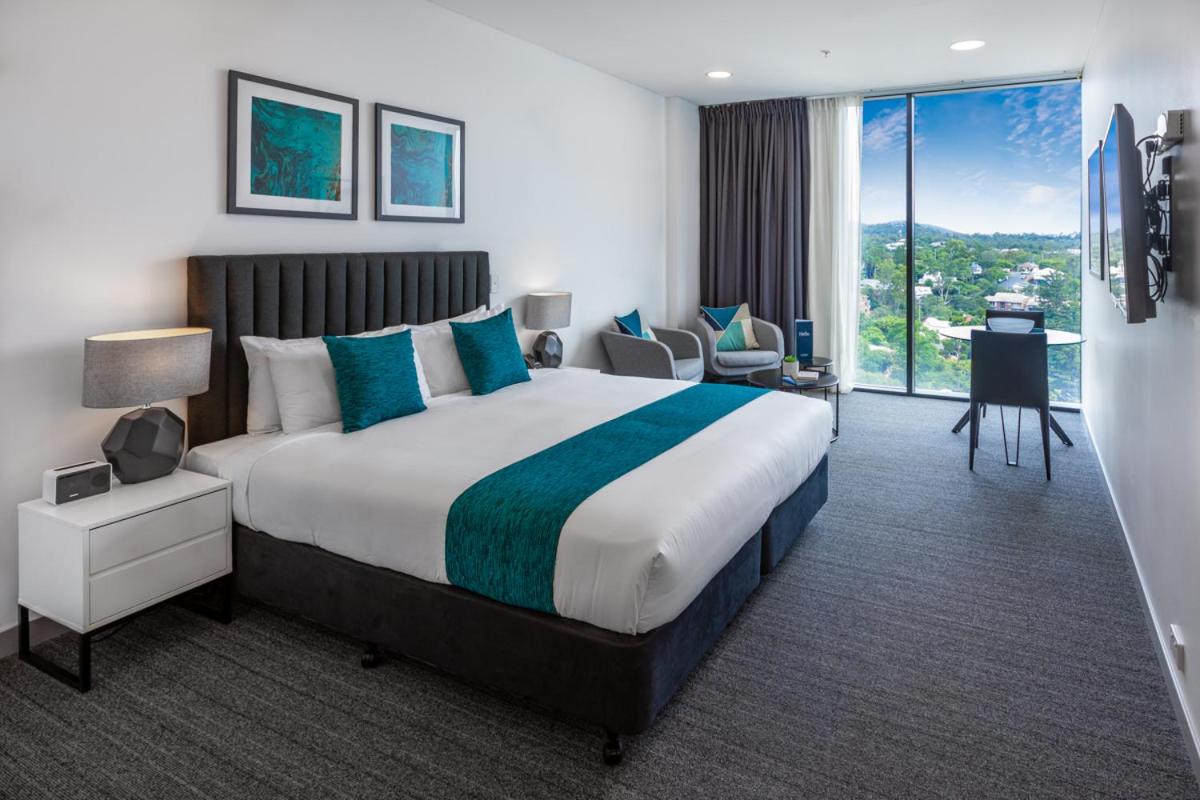 2 Bedroom Dual Key Suite Queen - Separate Rooms With Corridor Access - Photo 5
