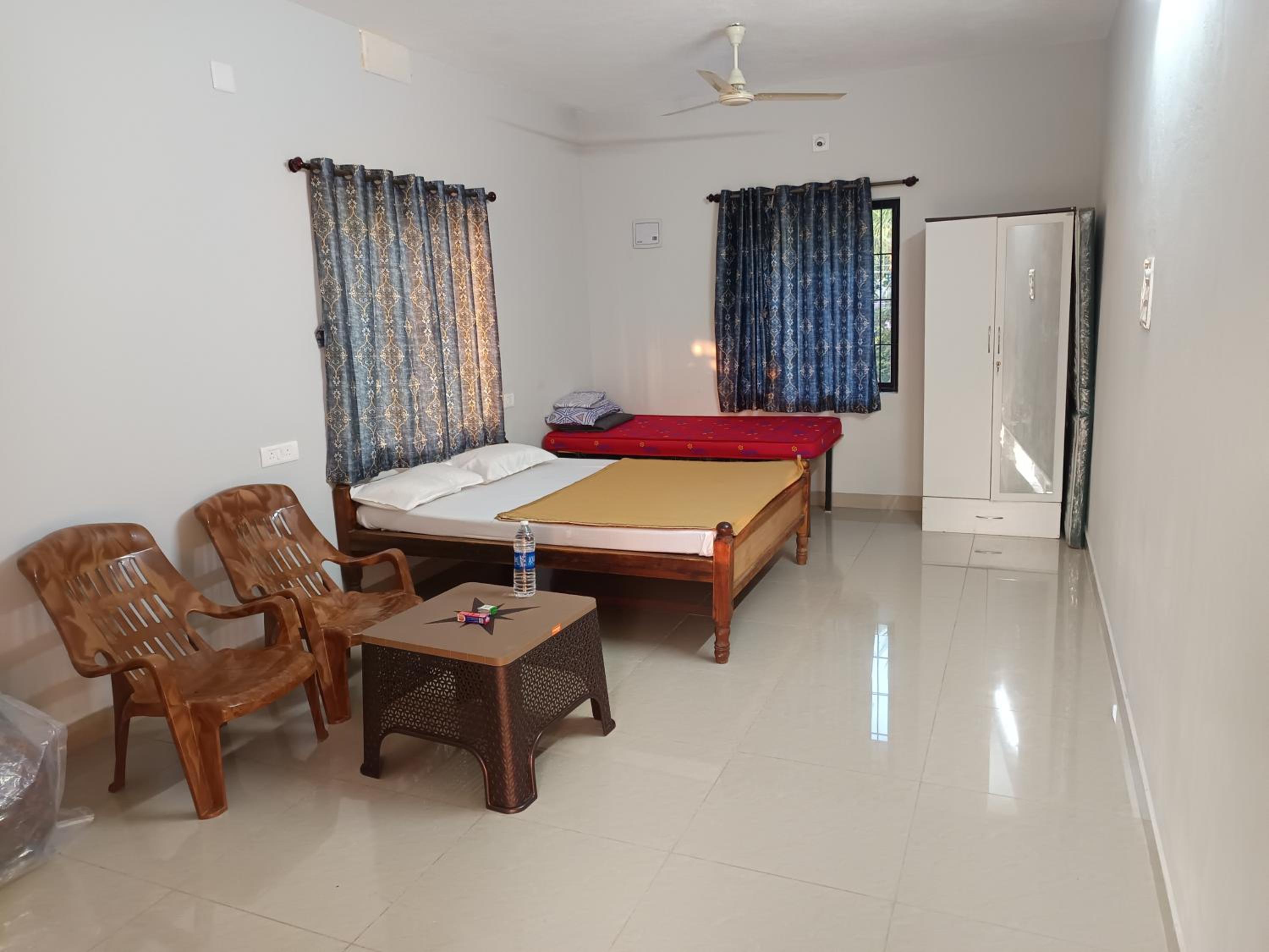 Double Room with Extra Bed photo 1