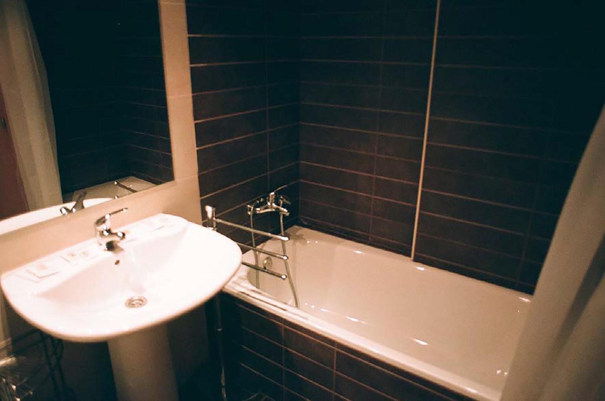 One-Bedroom Apartment (2 Adults) photo 2