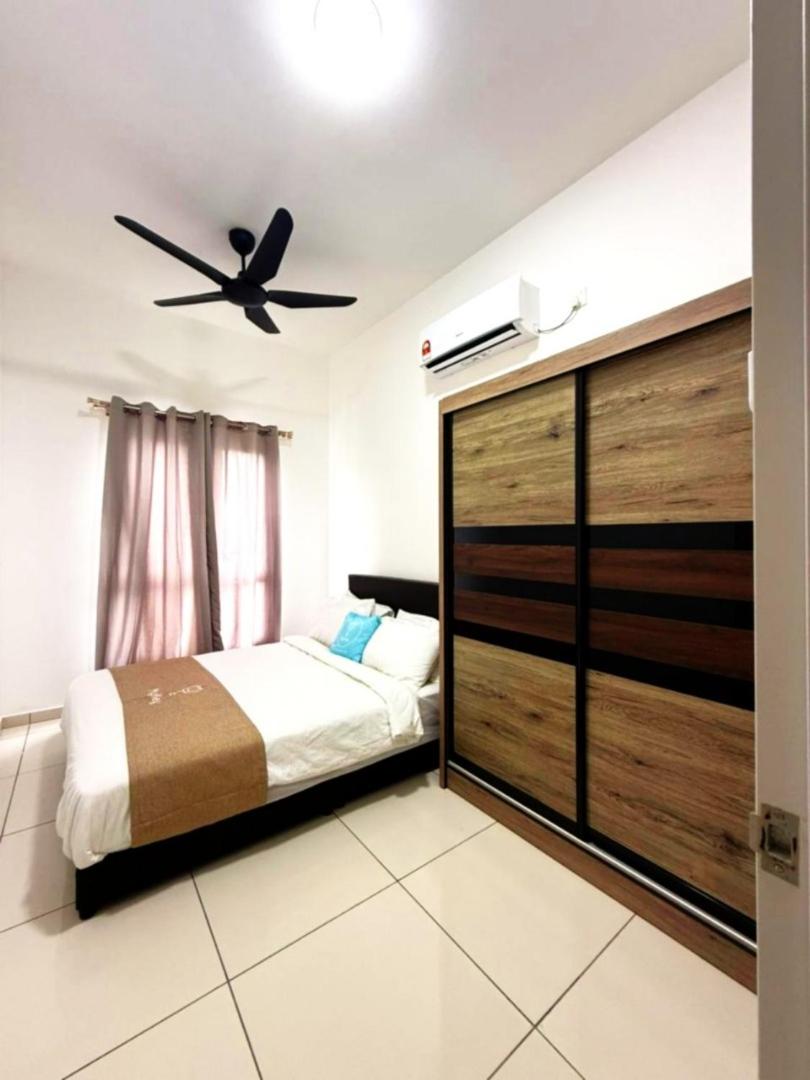 Comfort 3 Bedroom Suites - Photo 5