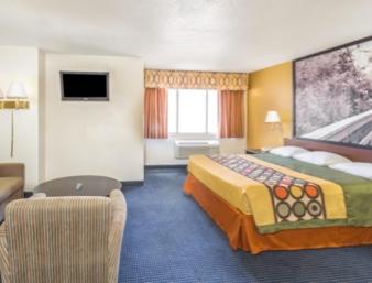 King Studio Suite - Non-Smoking - Photo 5