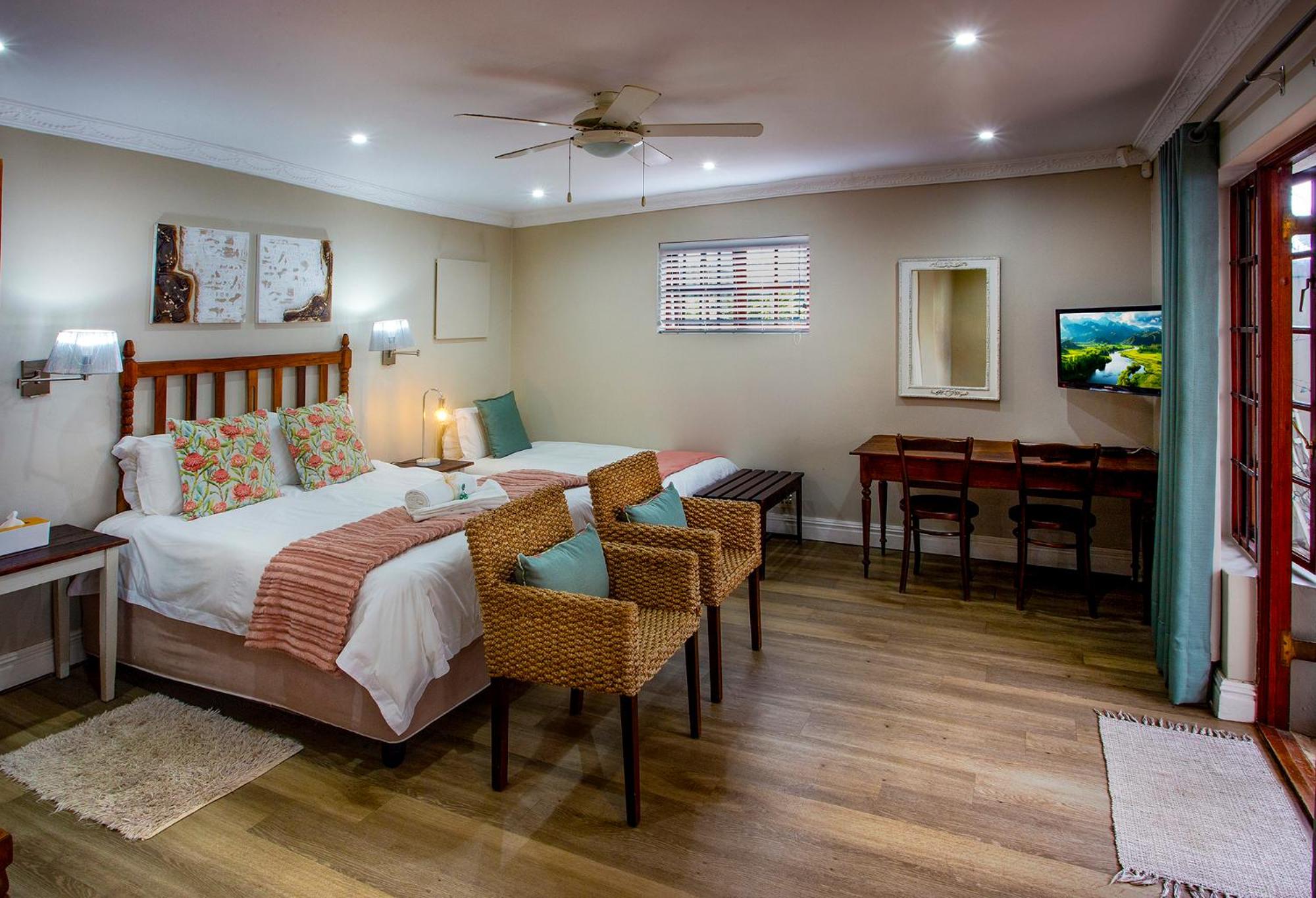 Standard Queen Room - Photo 1