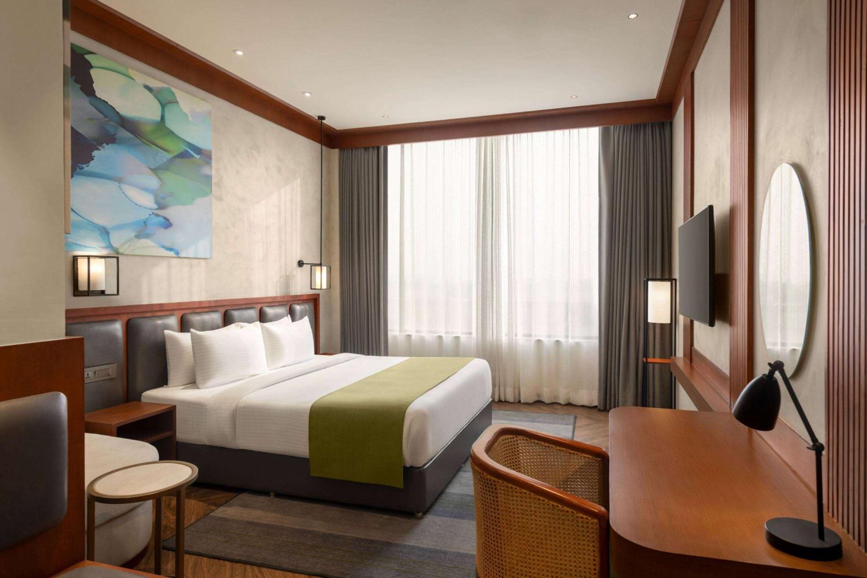Superior King Room