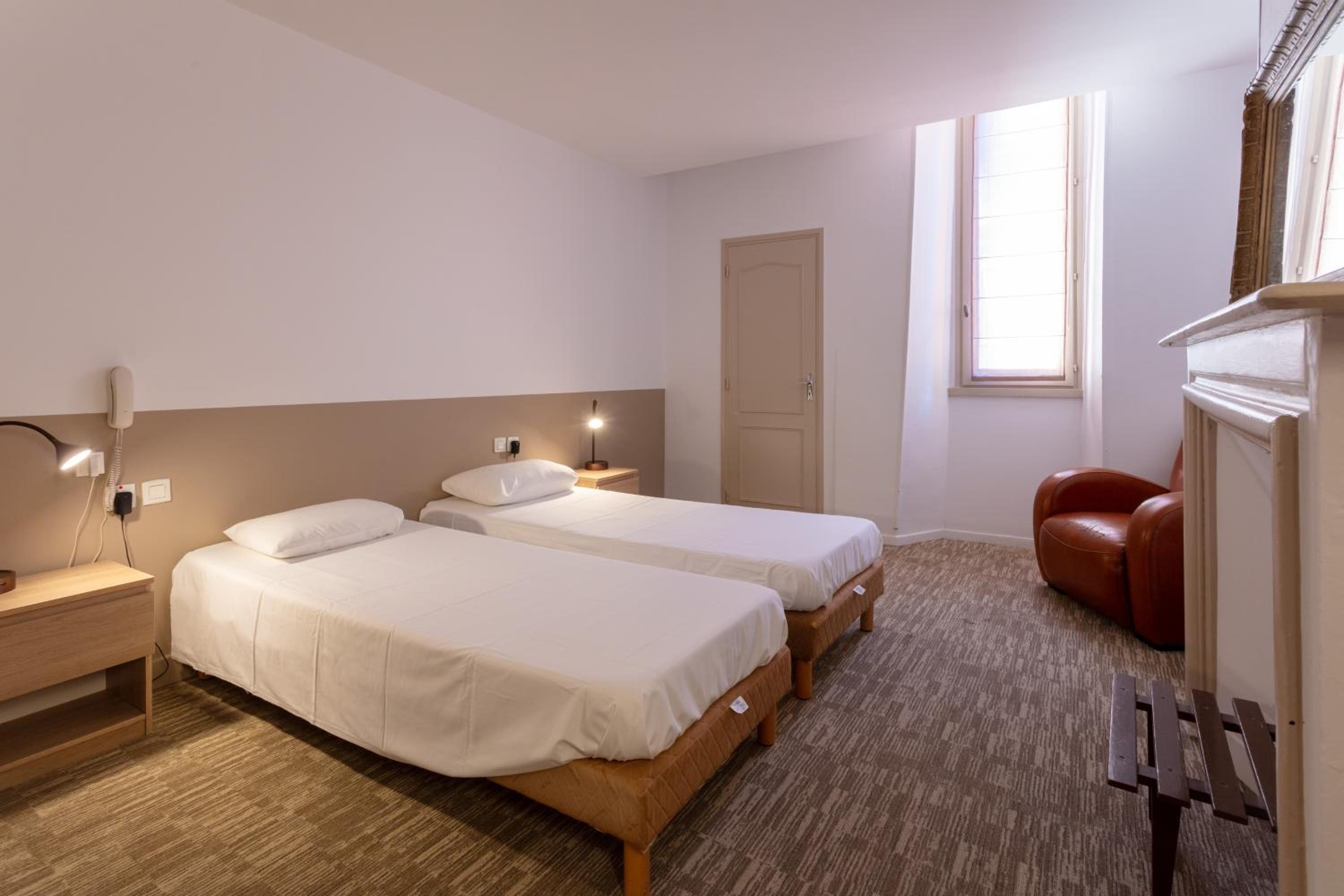 Superior Twin Room - Photo 2