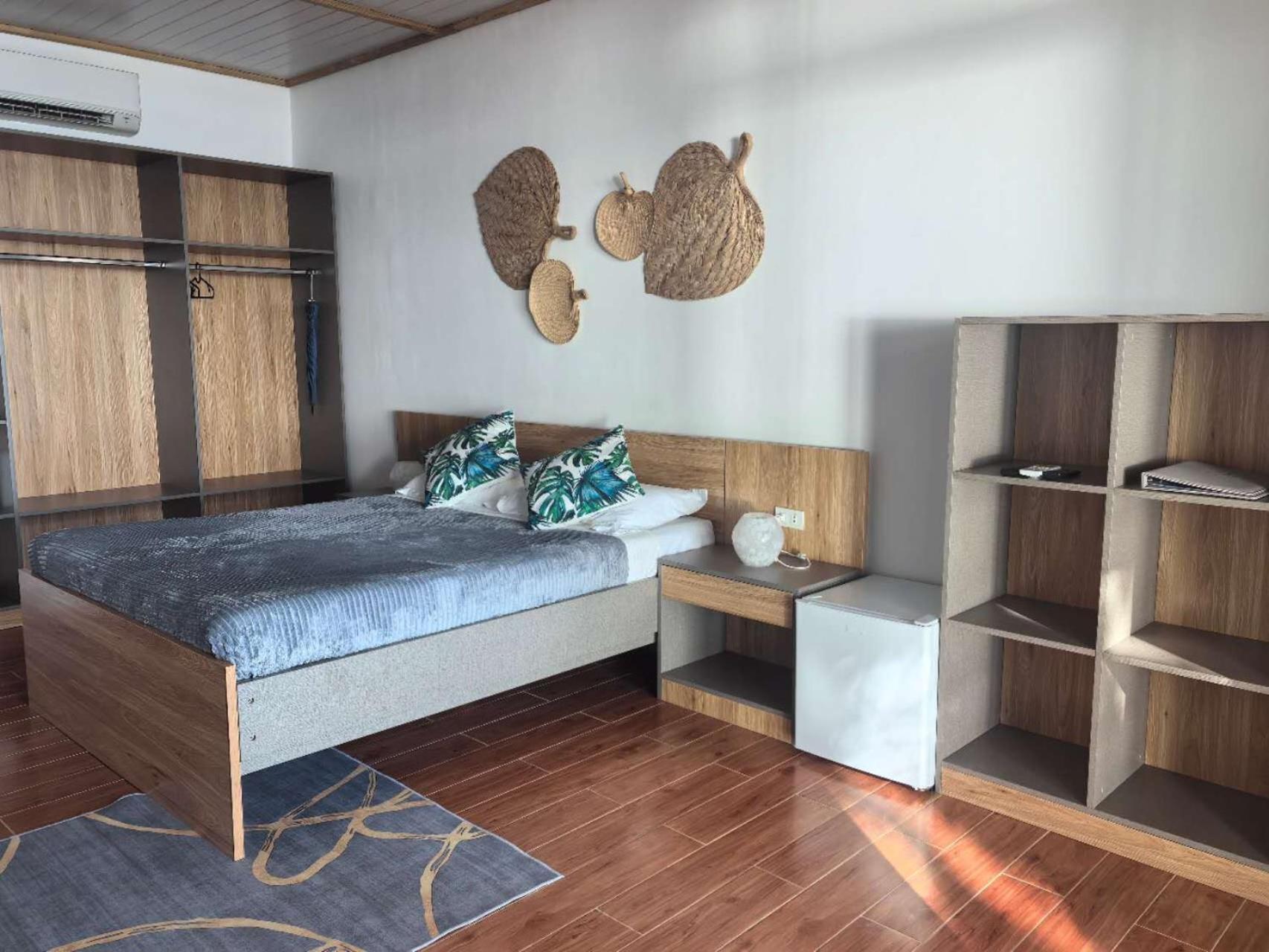 Deluxe Double Room with Balcony and Sea View