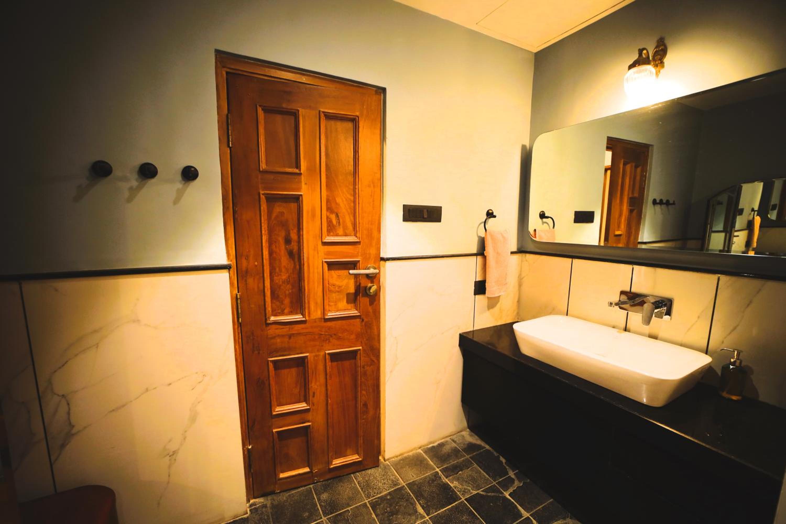 Deluxe Double Room photo 3