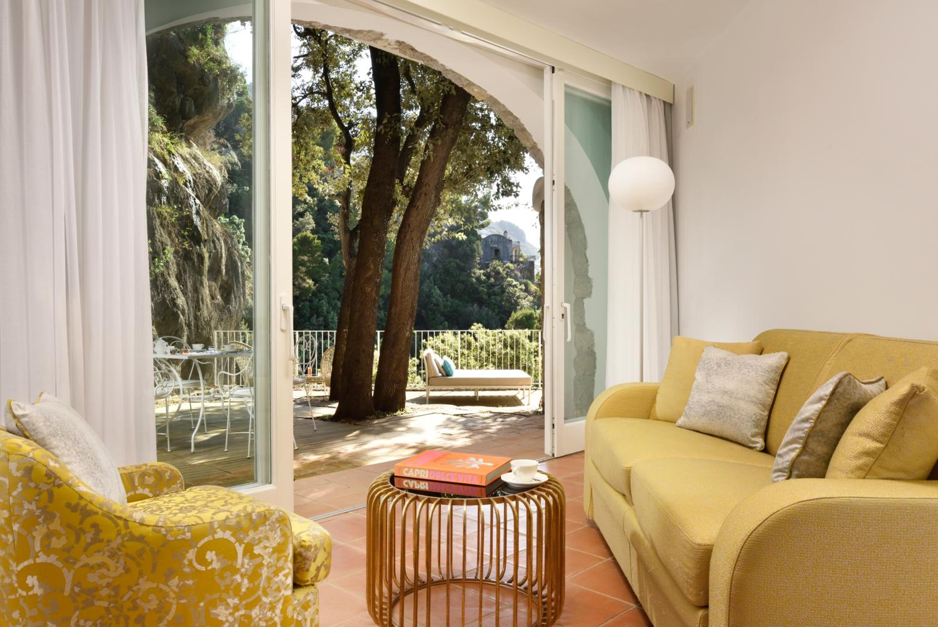 Junior Suite Deluxe with Terrace Sea View