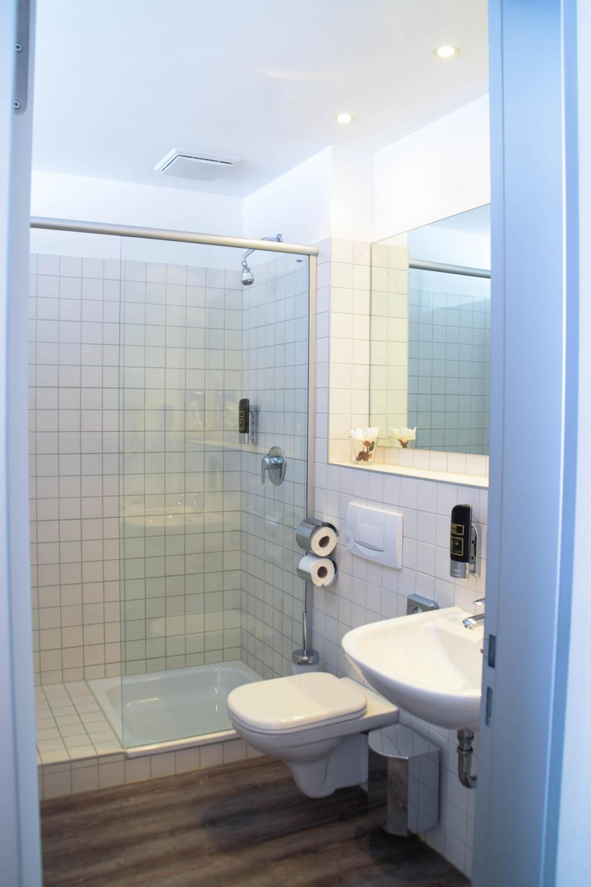 Double Room - Photo 4