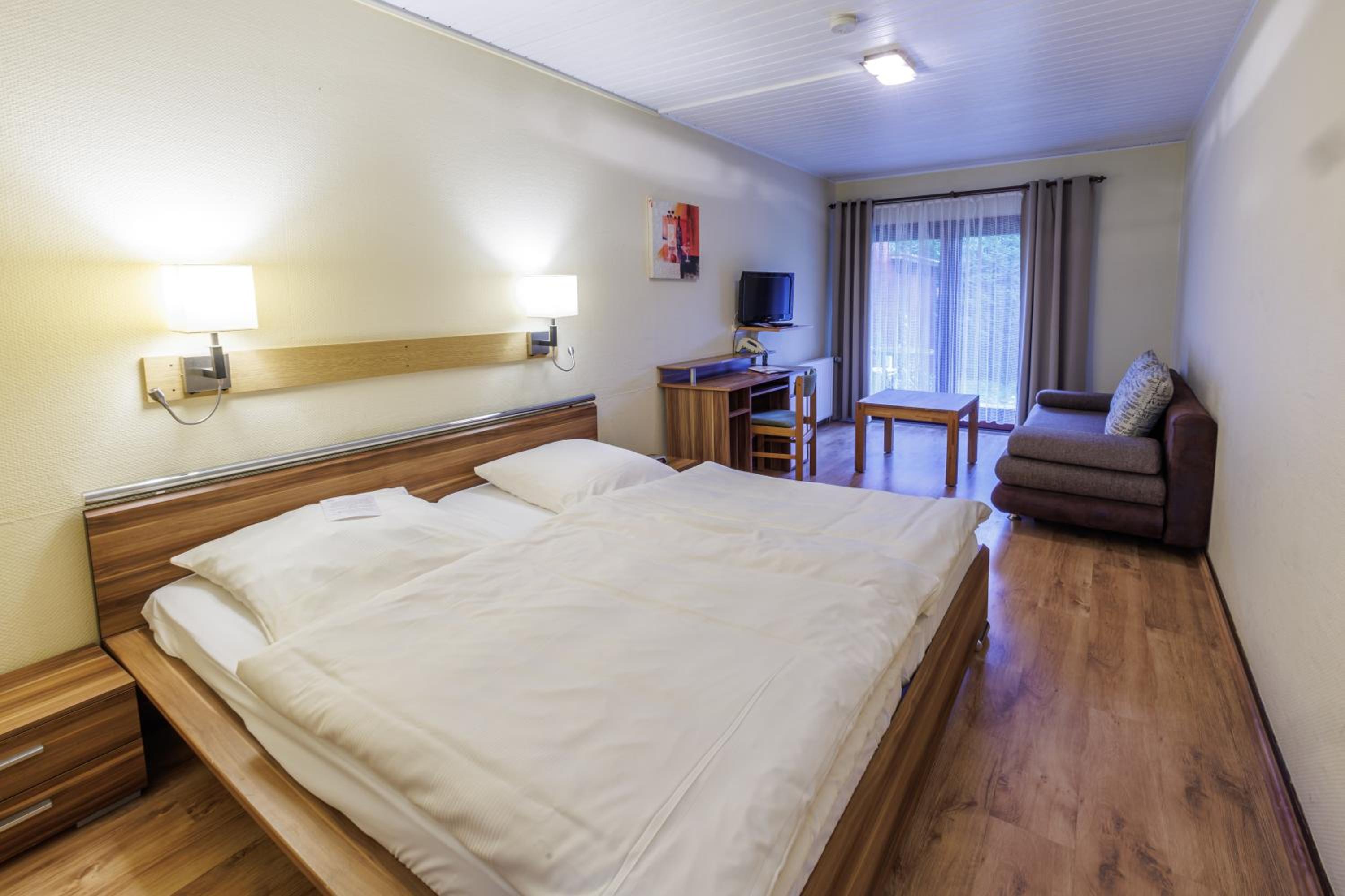 Budget Double Room photo 1