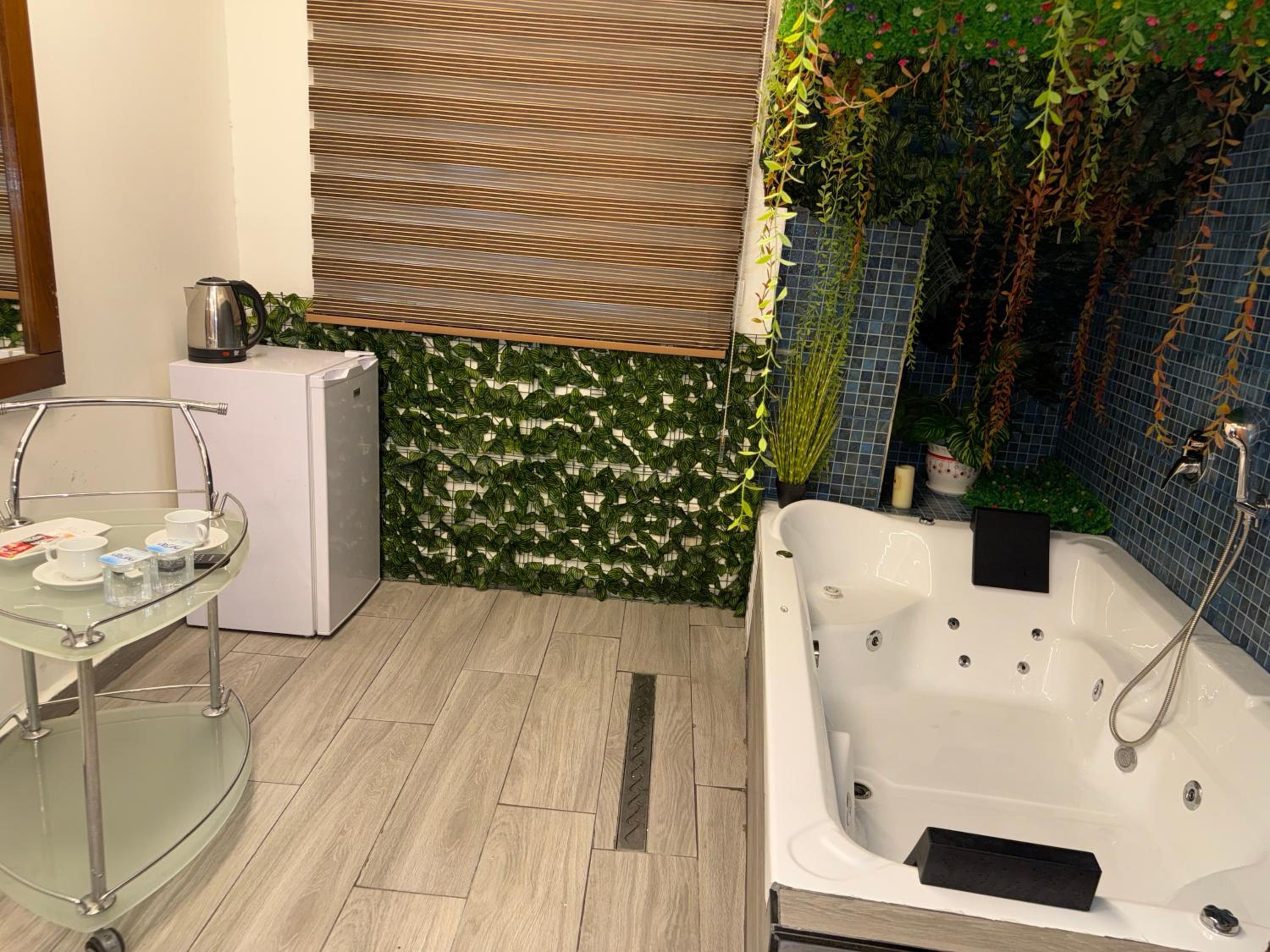 Queen Room with Spa Bath photo 3