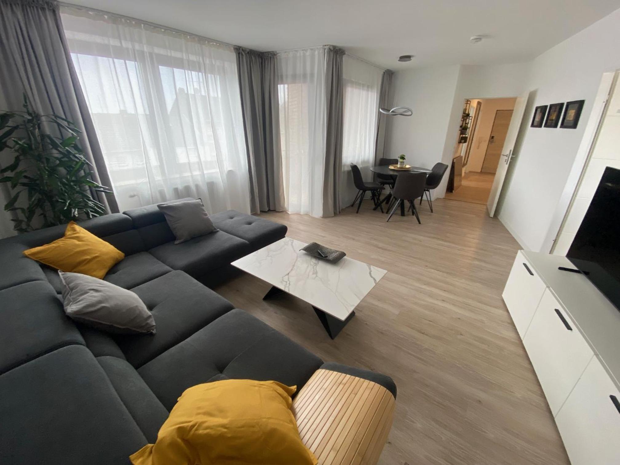 Two-Bedroom Apartment with Balcony photo 1