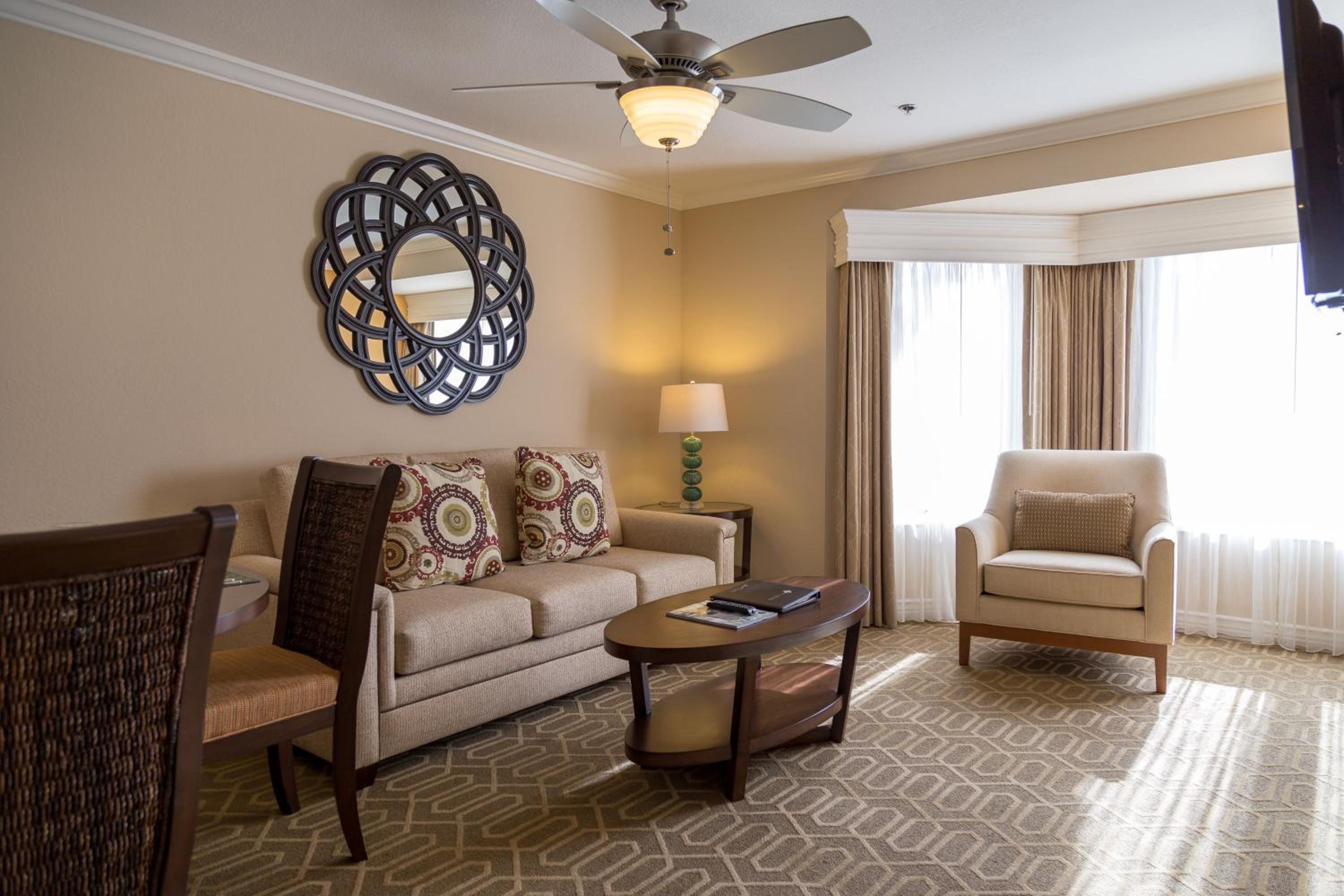 Two-Bedroom Suite - Photo 2