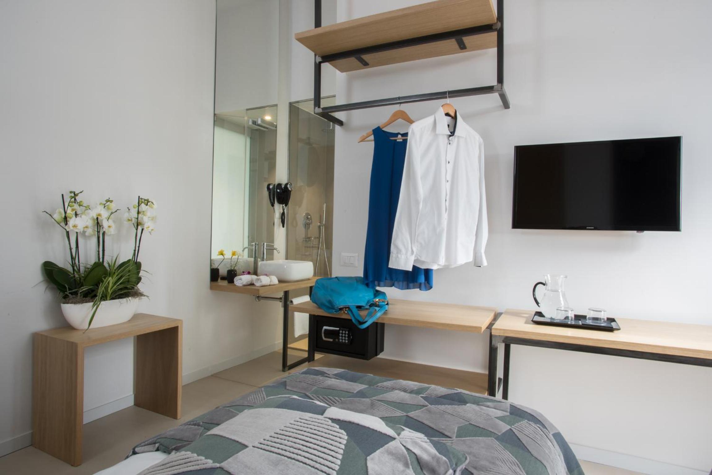 Standard Double Room photo 2