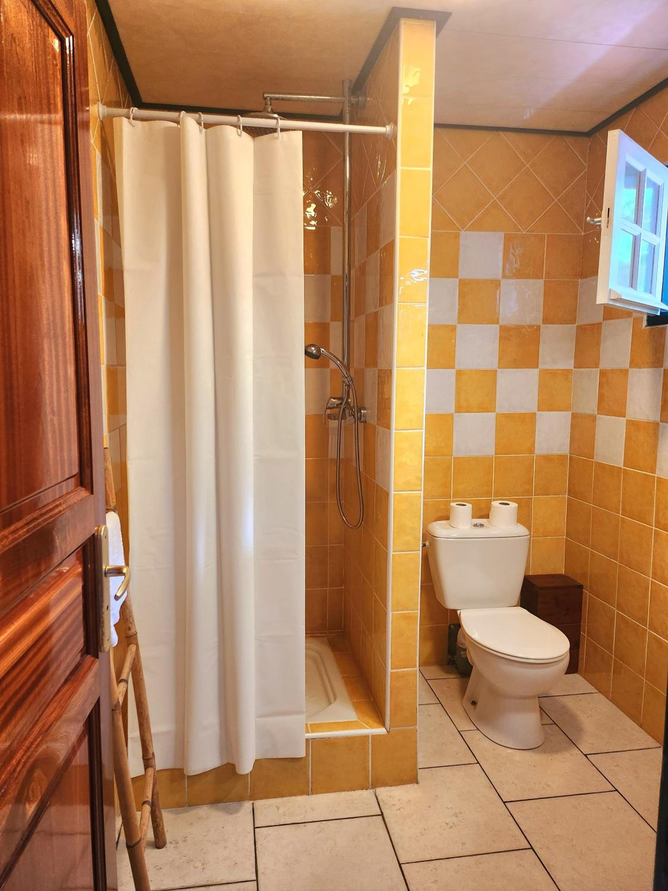 Chambre Double Confort semi rez de chaussée photo 3