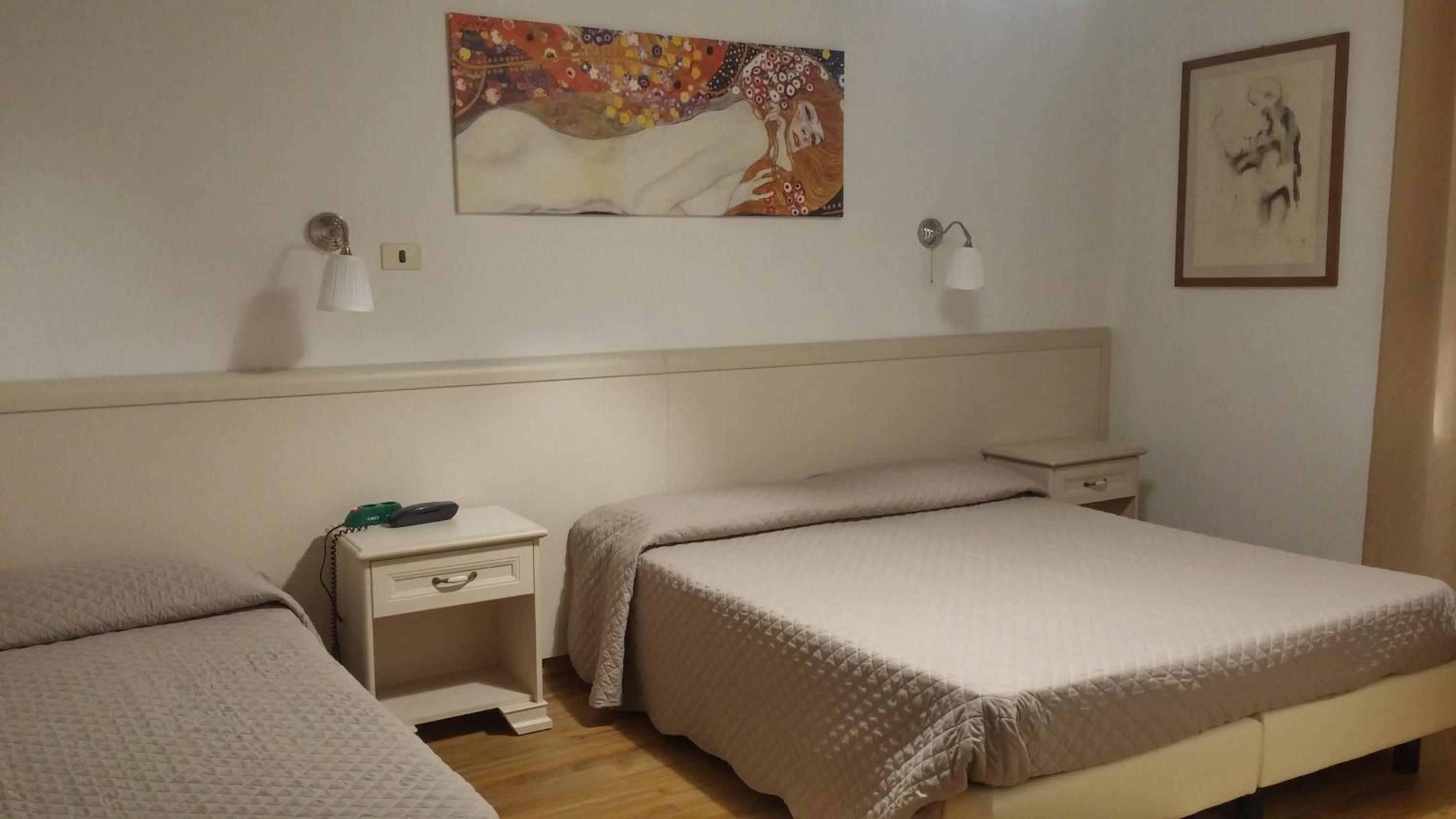 Triple Room photo 2