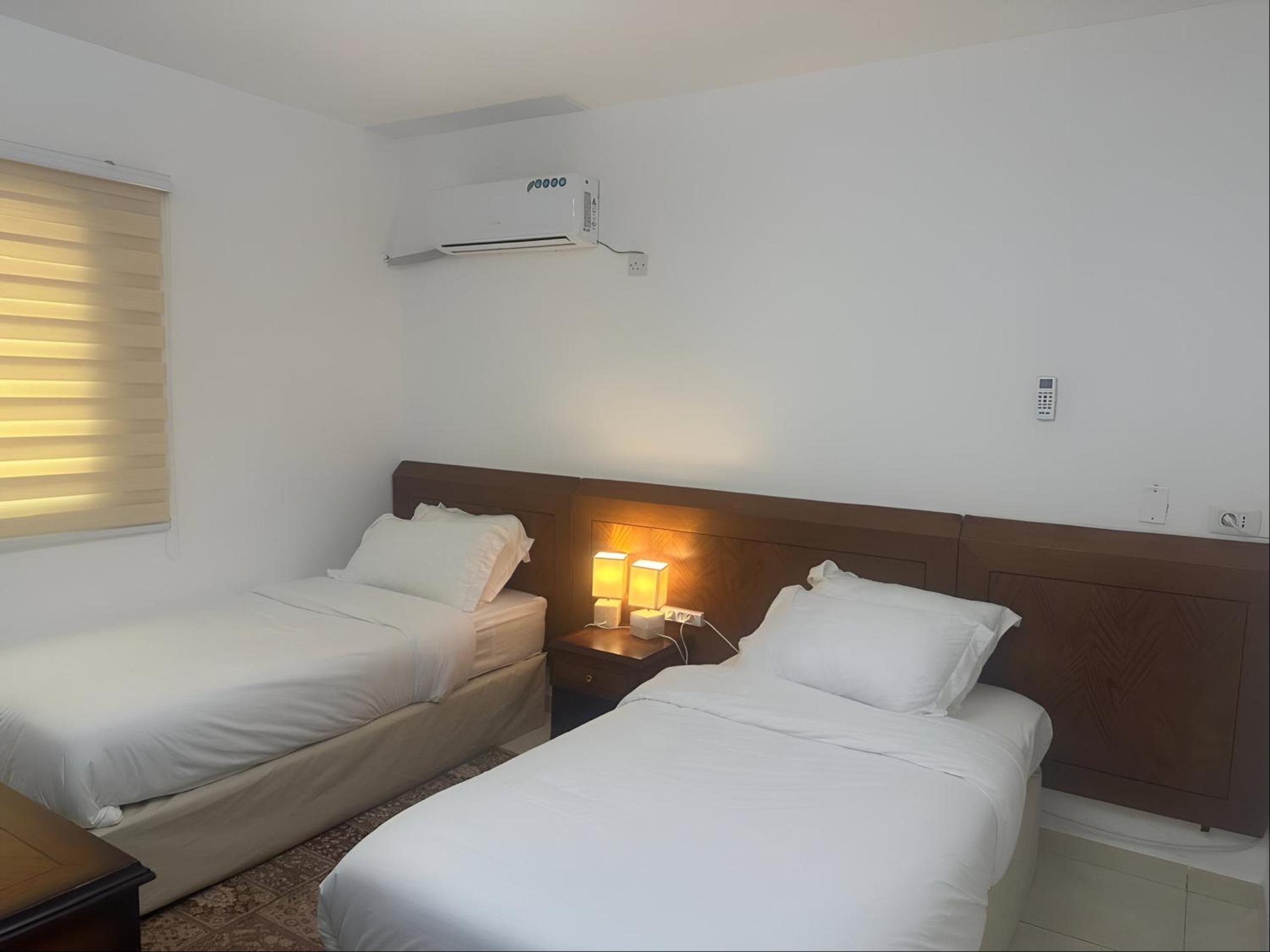 Deluxe Twin Room photo 3